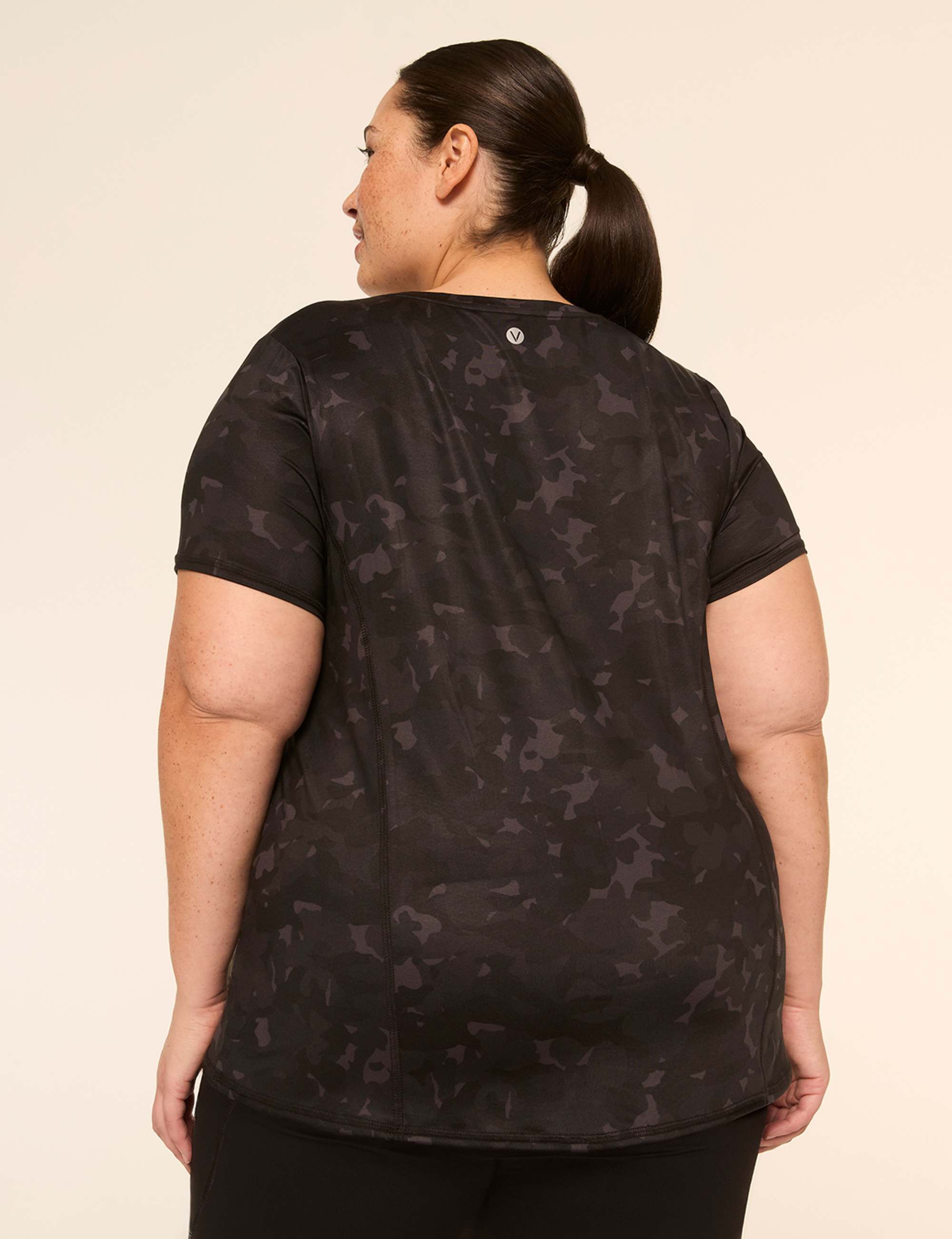 LIVI Go-Getter Wicking Crew-Neck Performance Tee