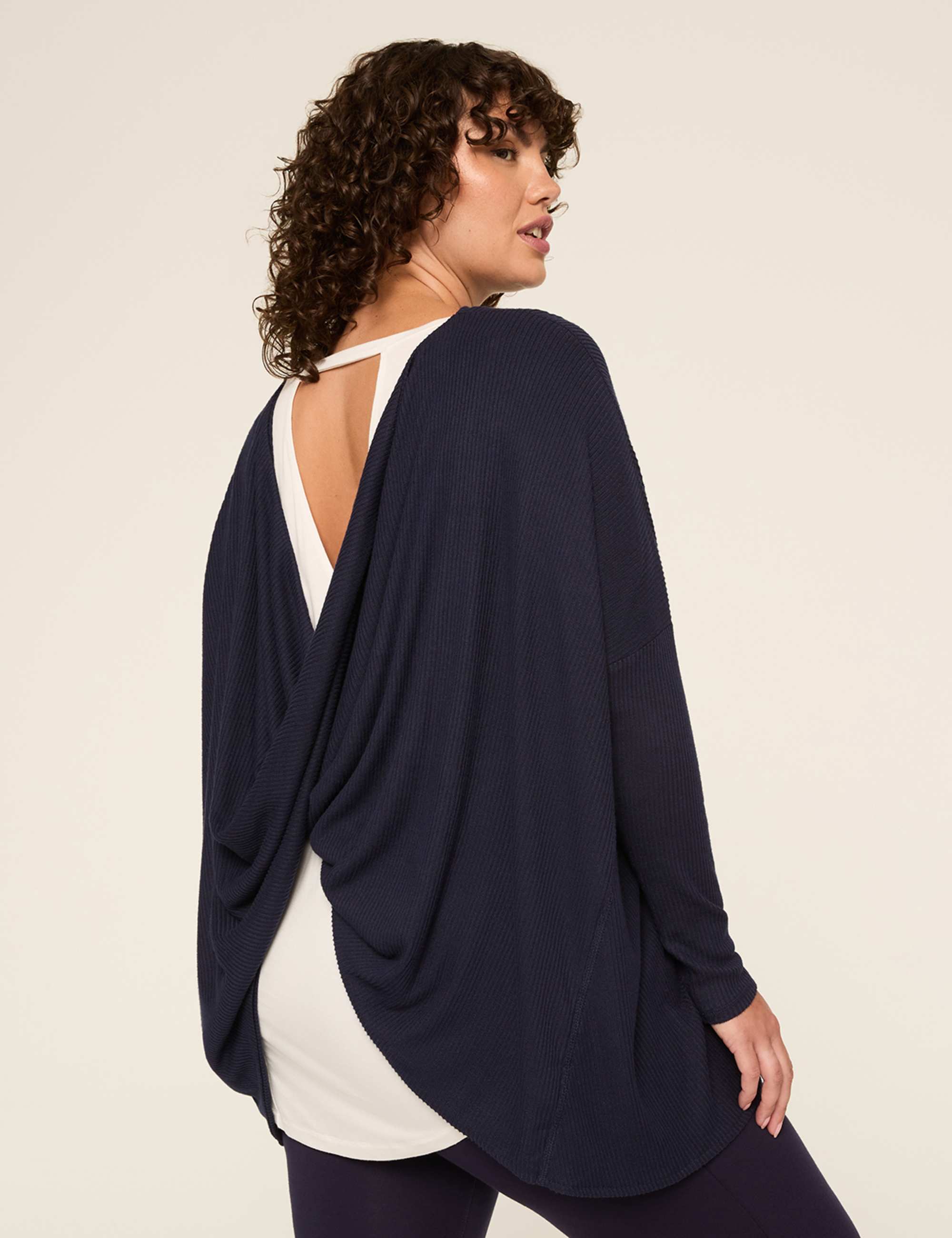 LIVI 3-Way Convertible Twist Soft Spun Overpiece