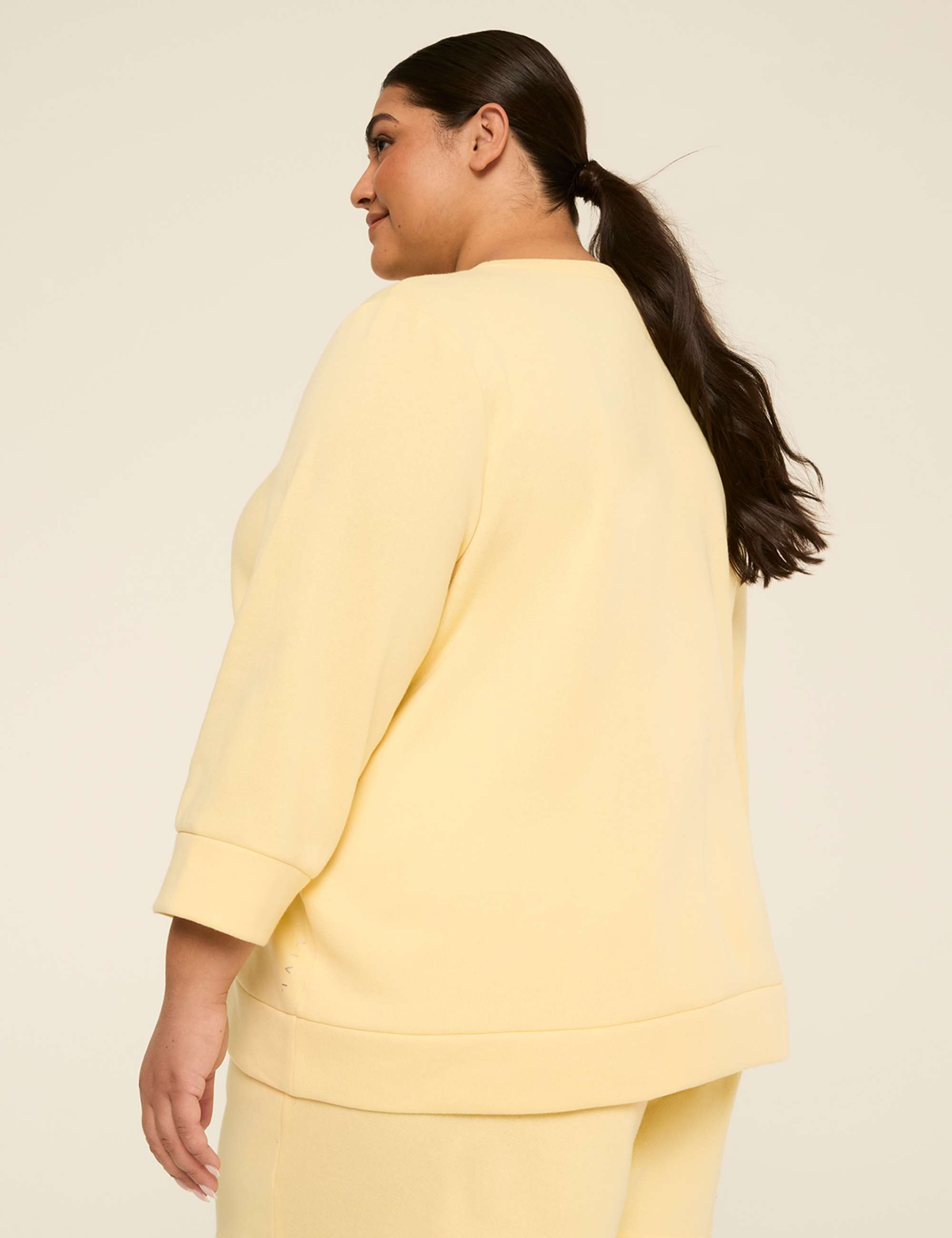 LIVI 3/4-Sleeve Crew-Neck Sweatshirt