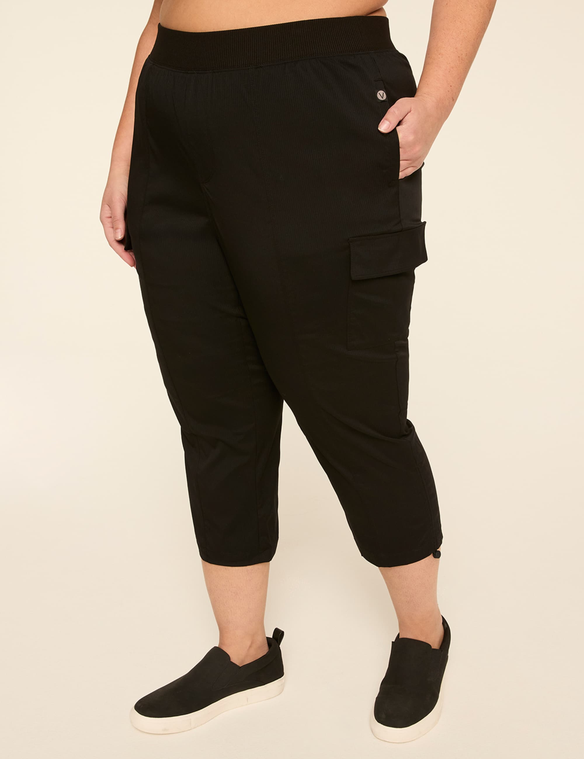 LIVI Stretch Woven Crop Pant