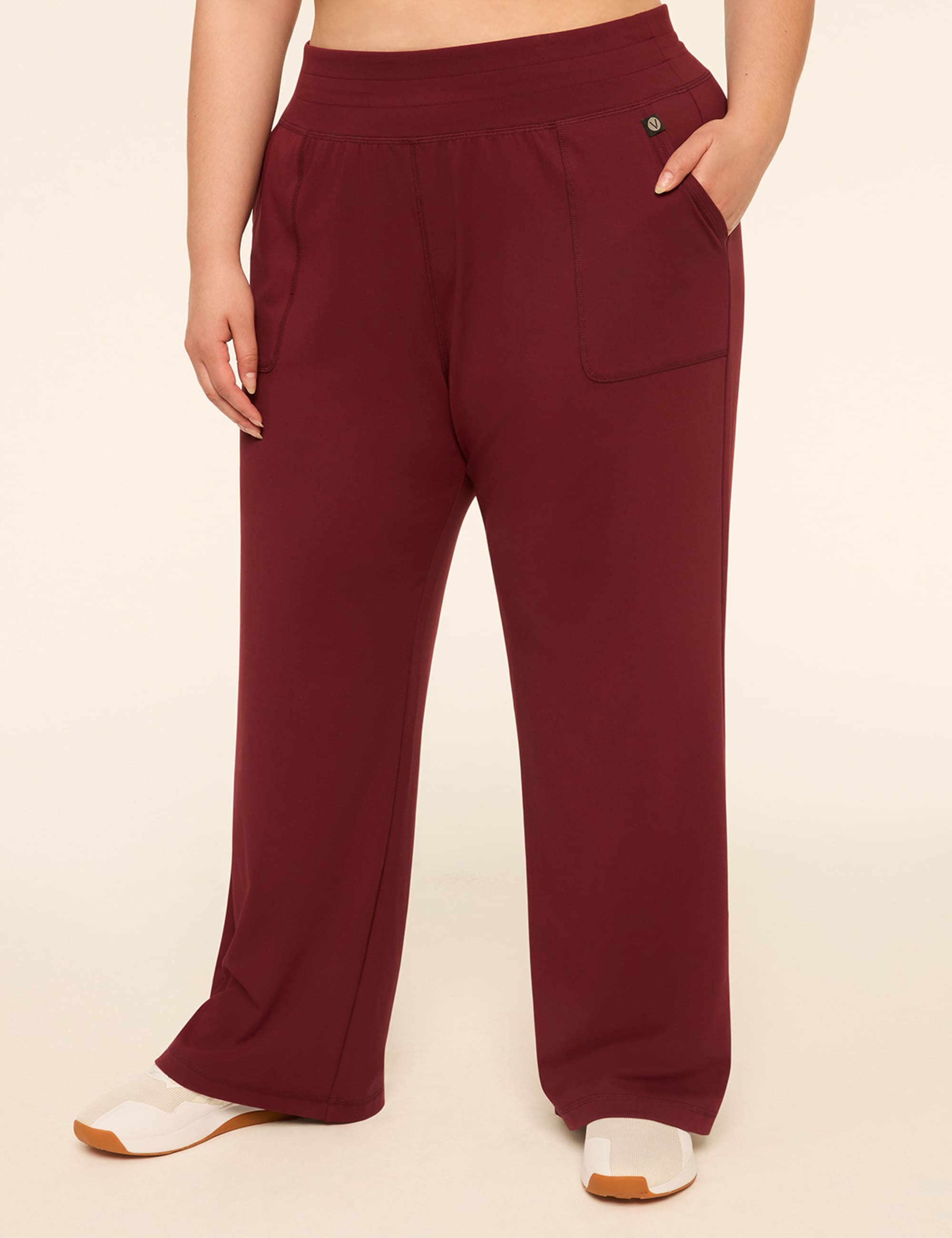 LIVI Soft Relaxed Straight Pant