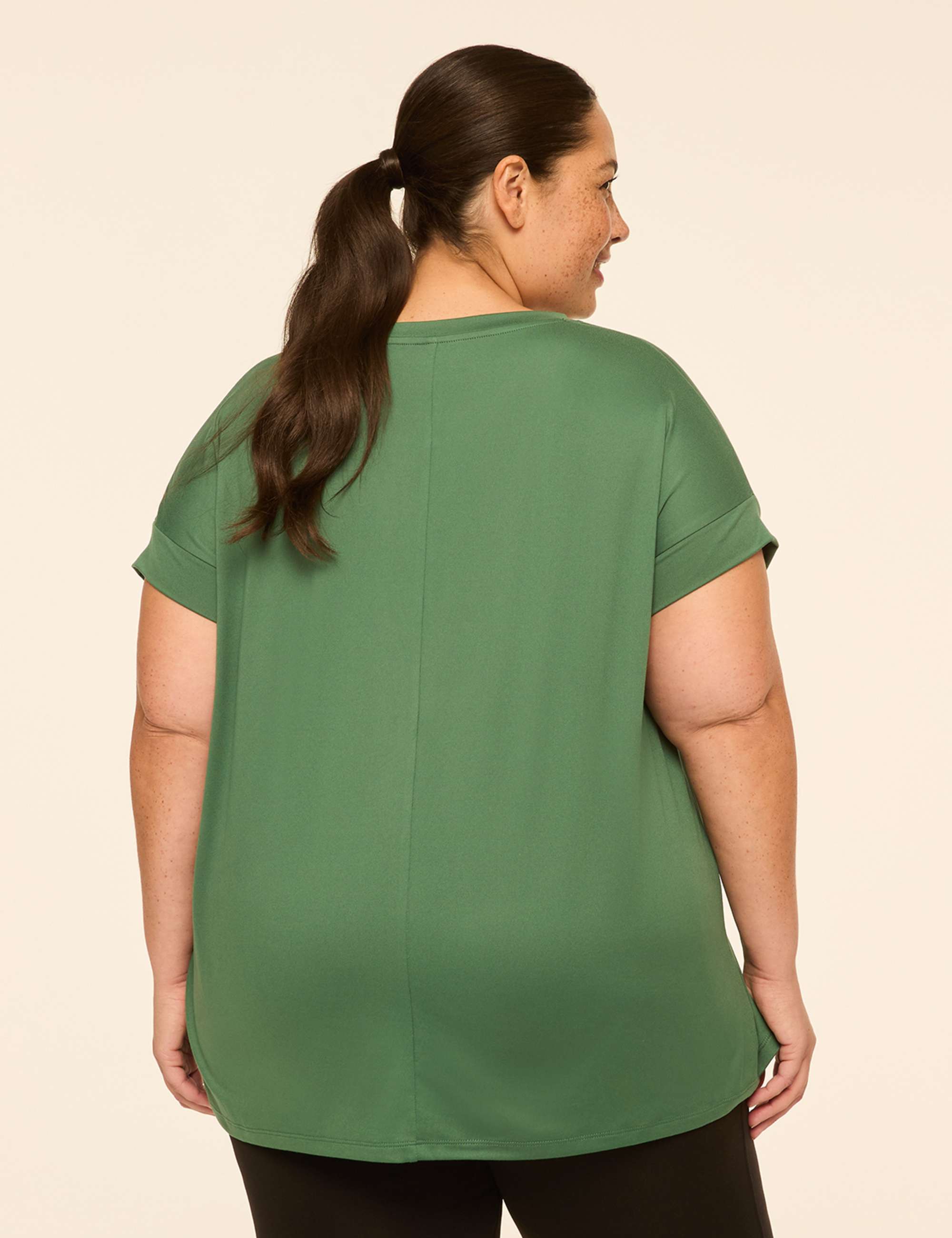 LIVI Soft Foiled Mountain Graphic Tee
