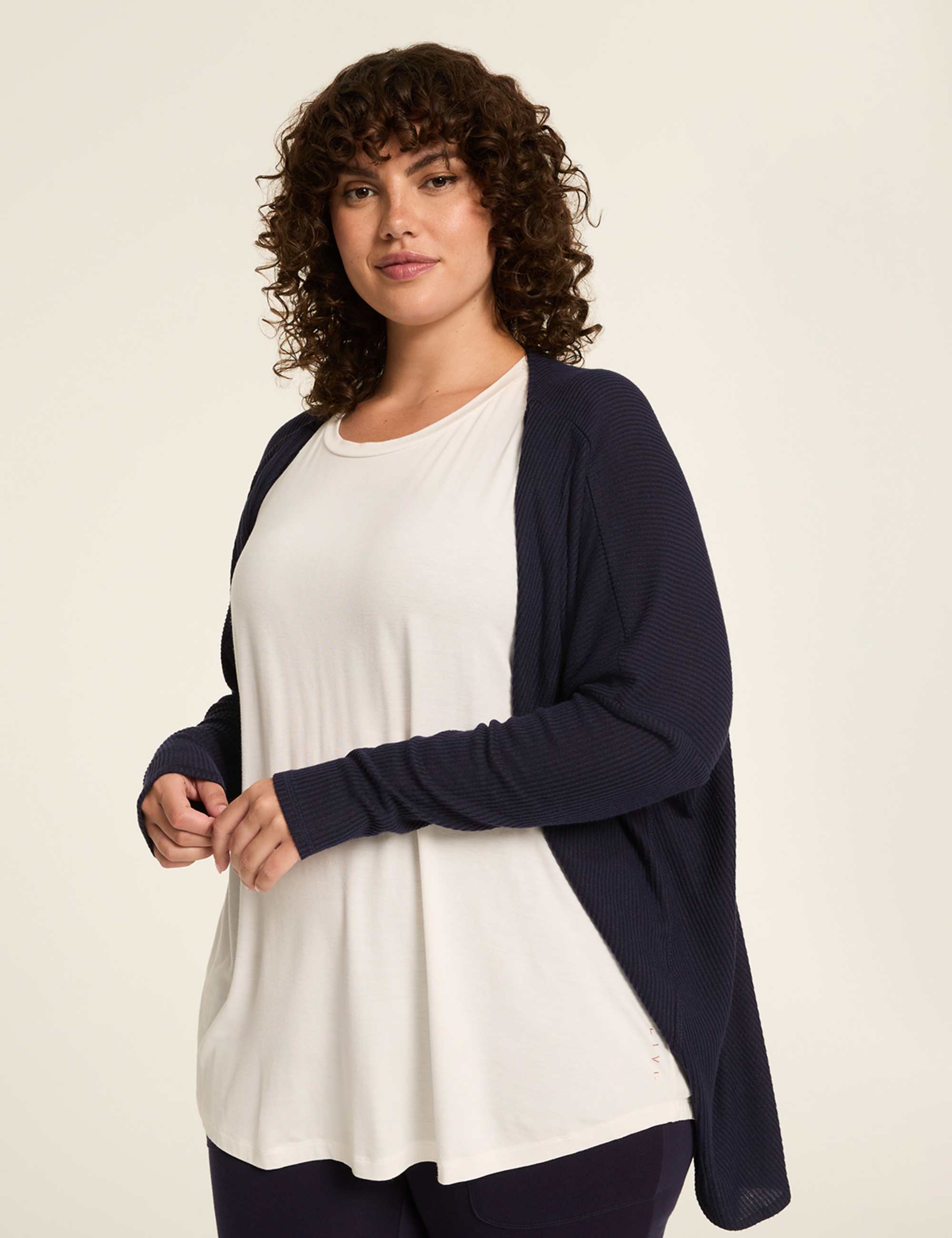 LIVI 3-Way Convertible Twist Soft Spun Overpiece
