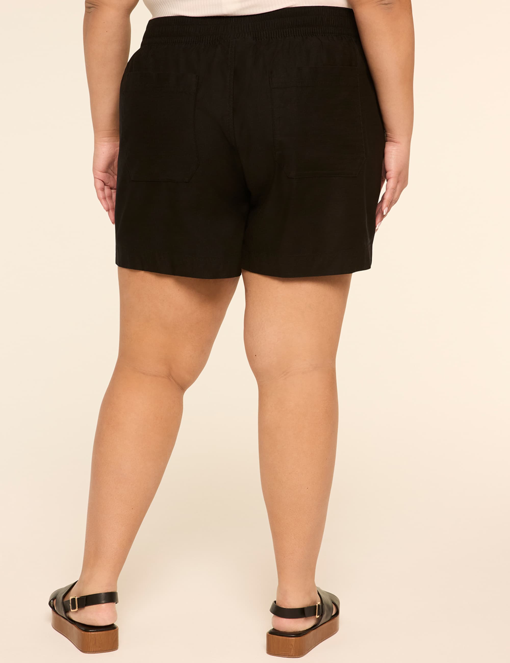 Slub Relaxed Pull-On 5-5" Short