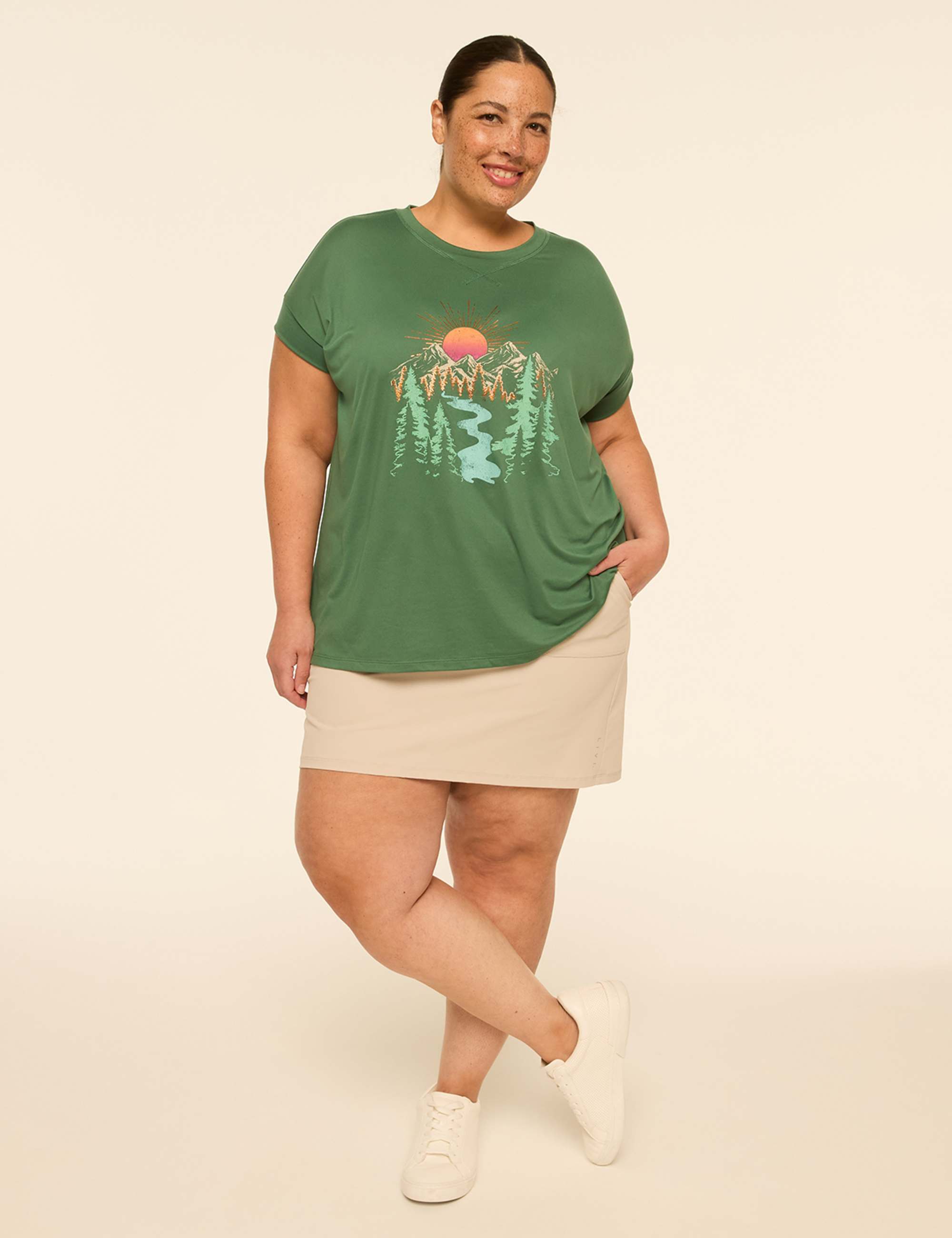 LIVI Soft Foiled Mountain Graphic Tee