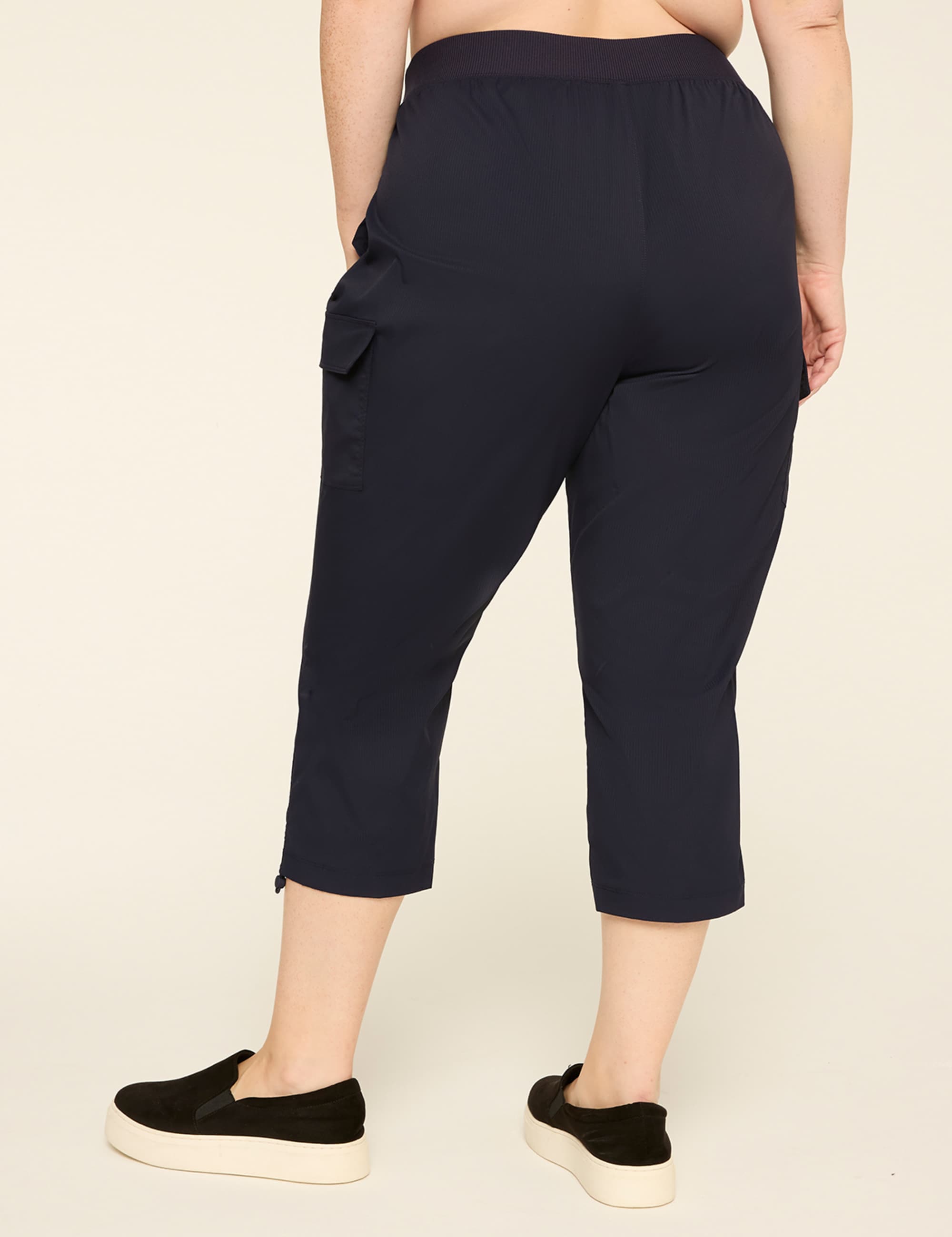 LIVI Stretch Woven Crop Pant