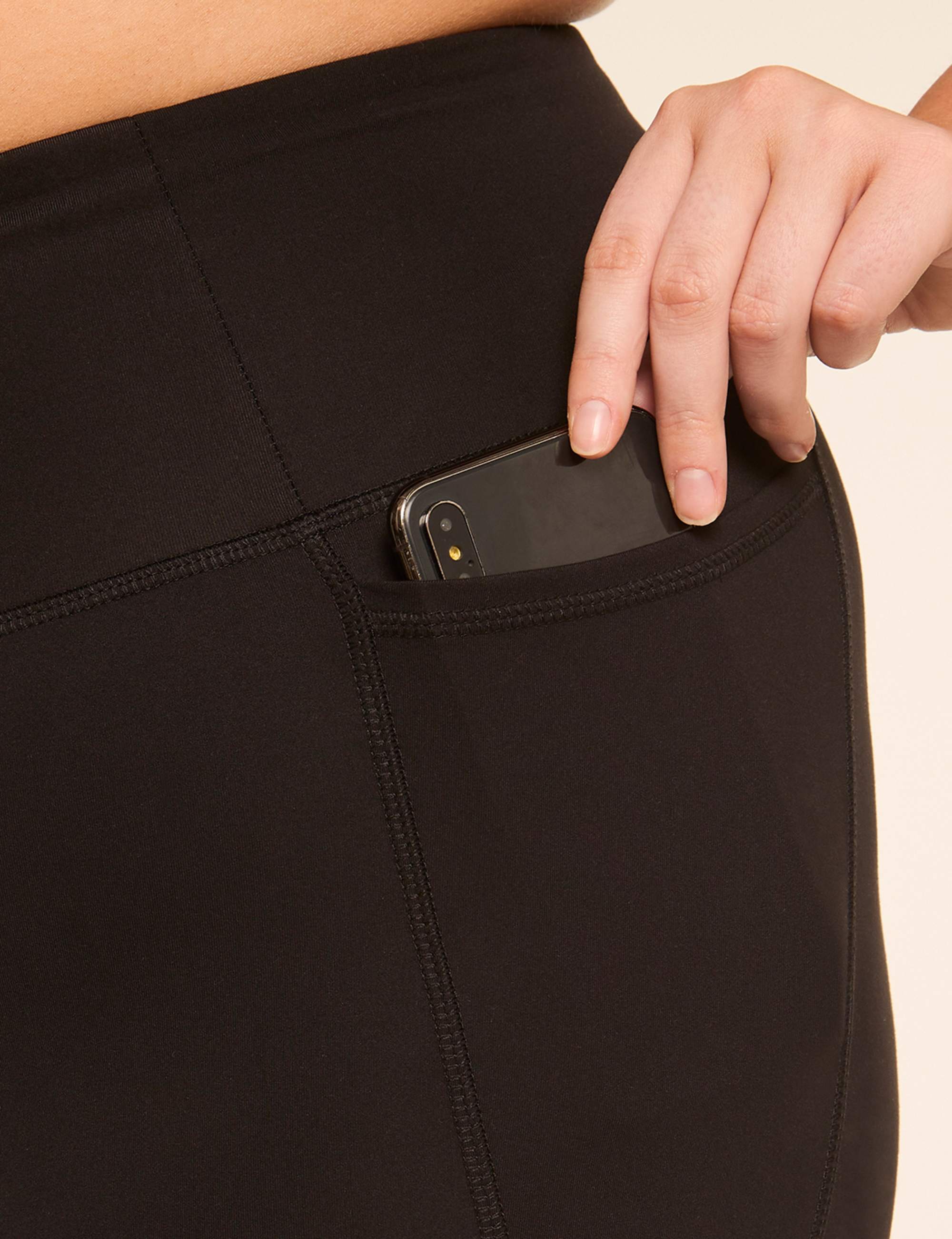 LIVI Soft Lace-Detail 21" Capri Legging