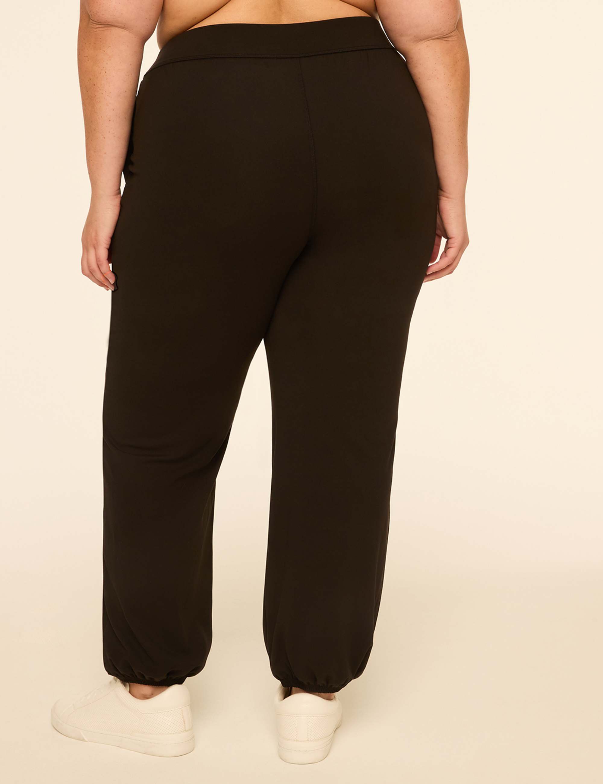 LIVI Soft Balloon Pant