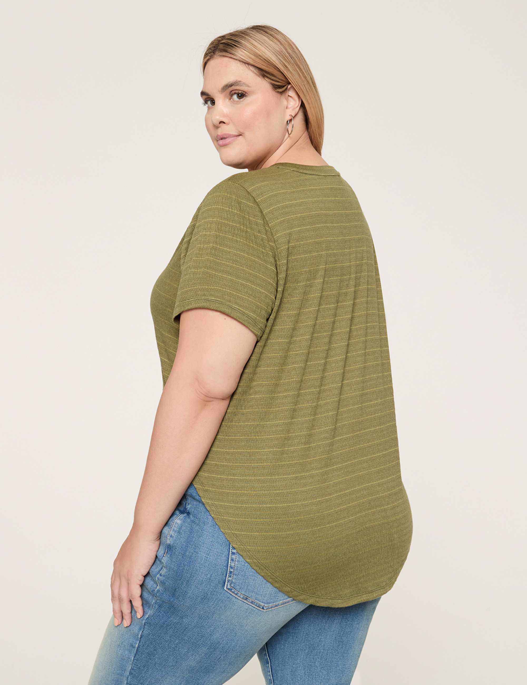Swing Crew-Neck Textured Top