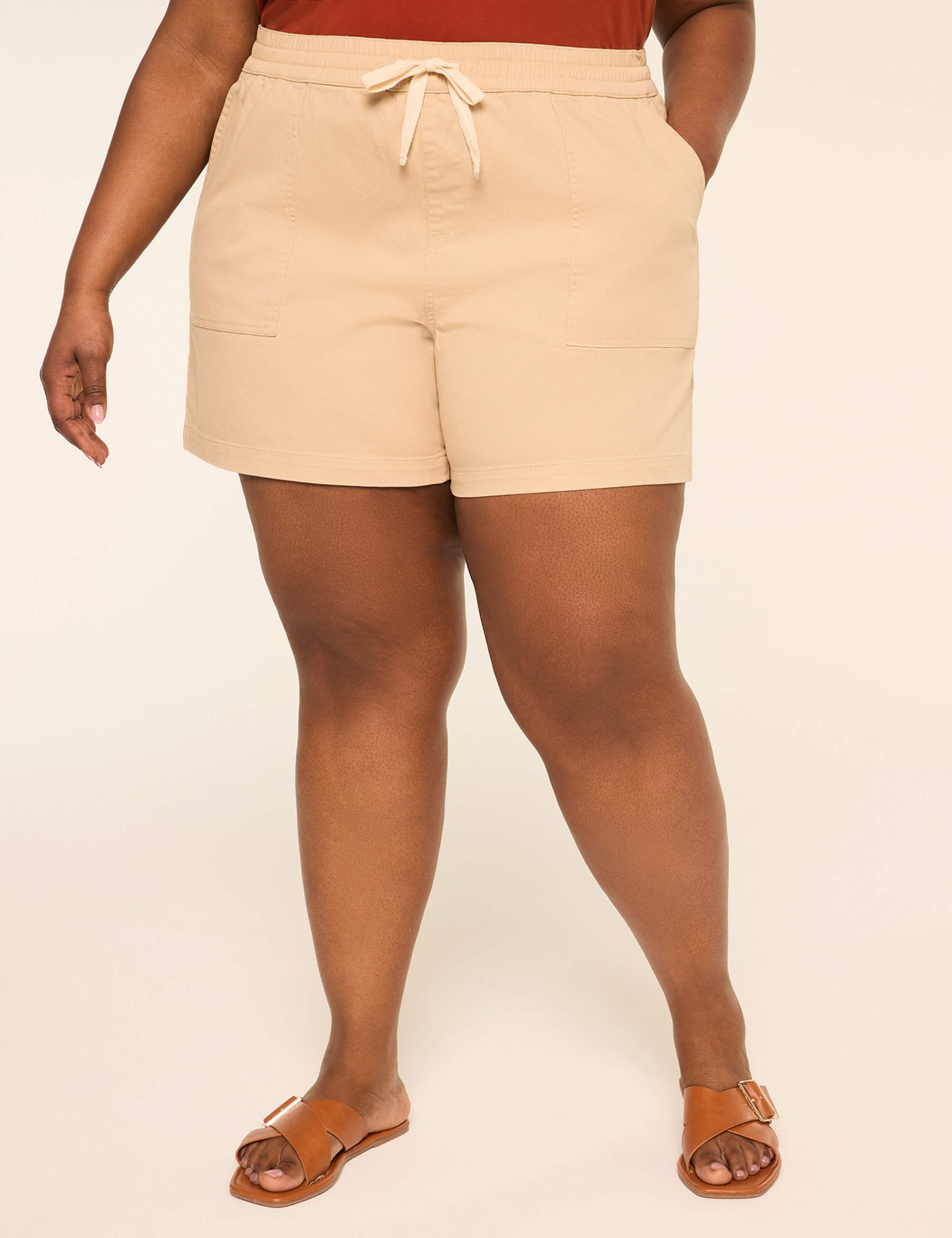 Relaxed Pull-On 5” Short