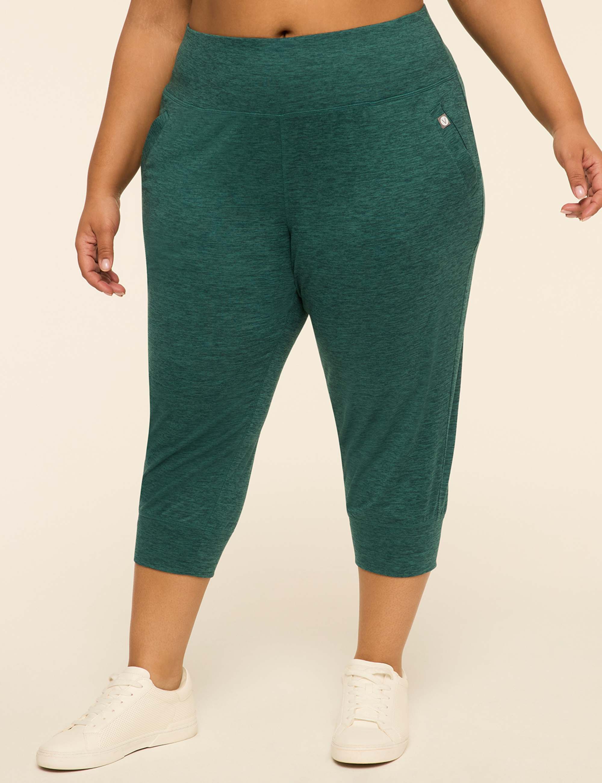 LIVI Soft Marled Capri Jogger