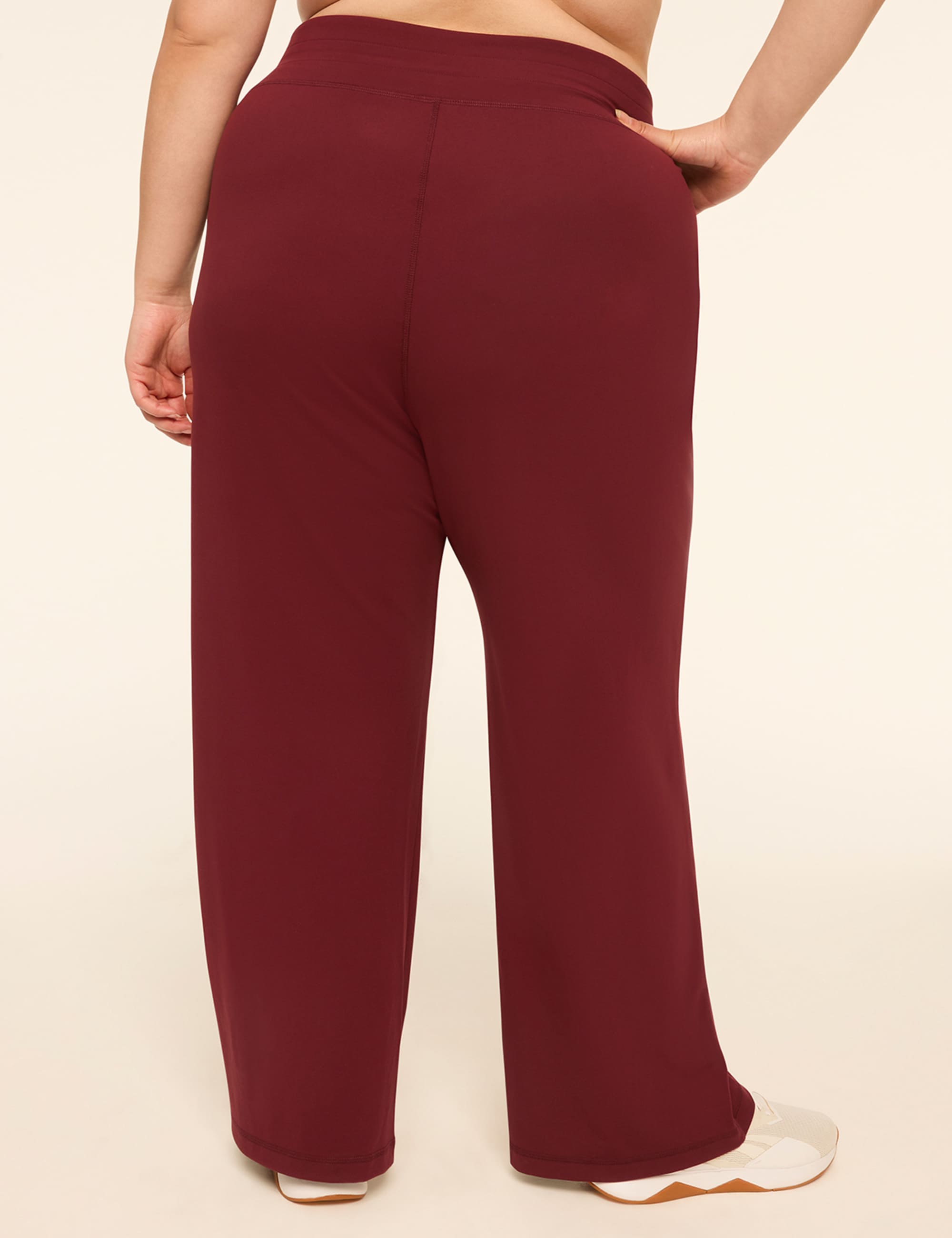 LIVI Soft Relaxed Straight Pant