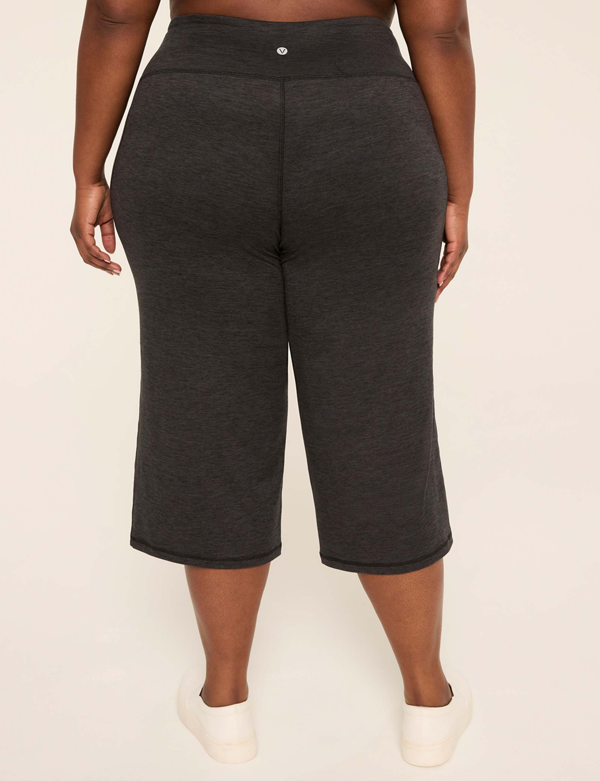 LIVI Soft Wide Leg Crop Pant