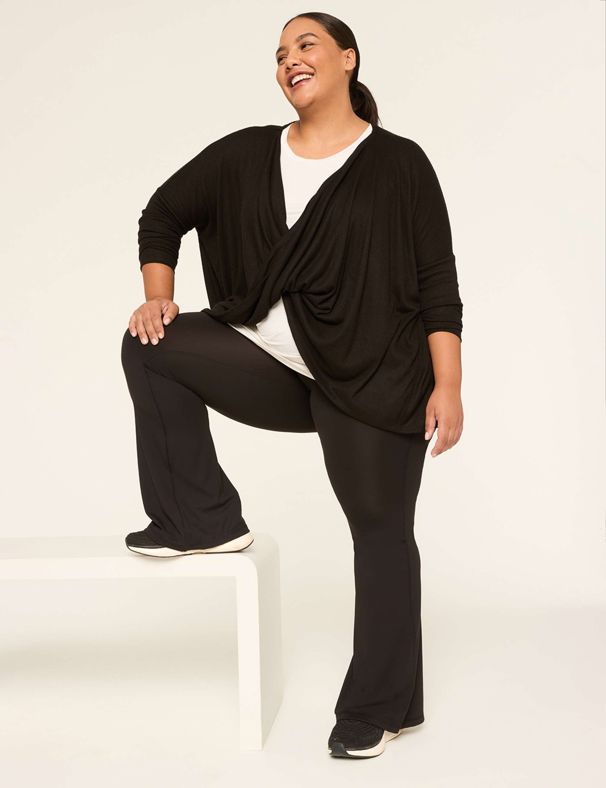 LIVI 3-Way Convertible Twist Soft Spun Overpiece