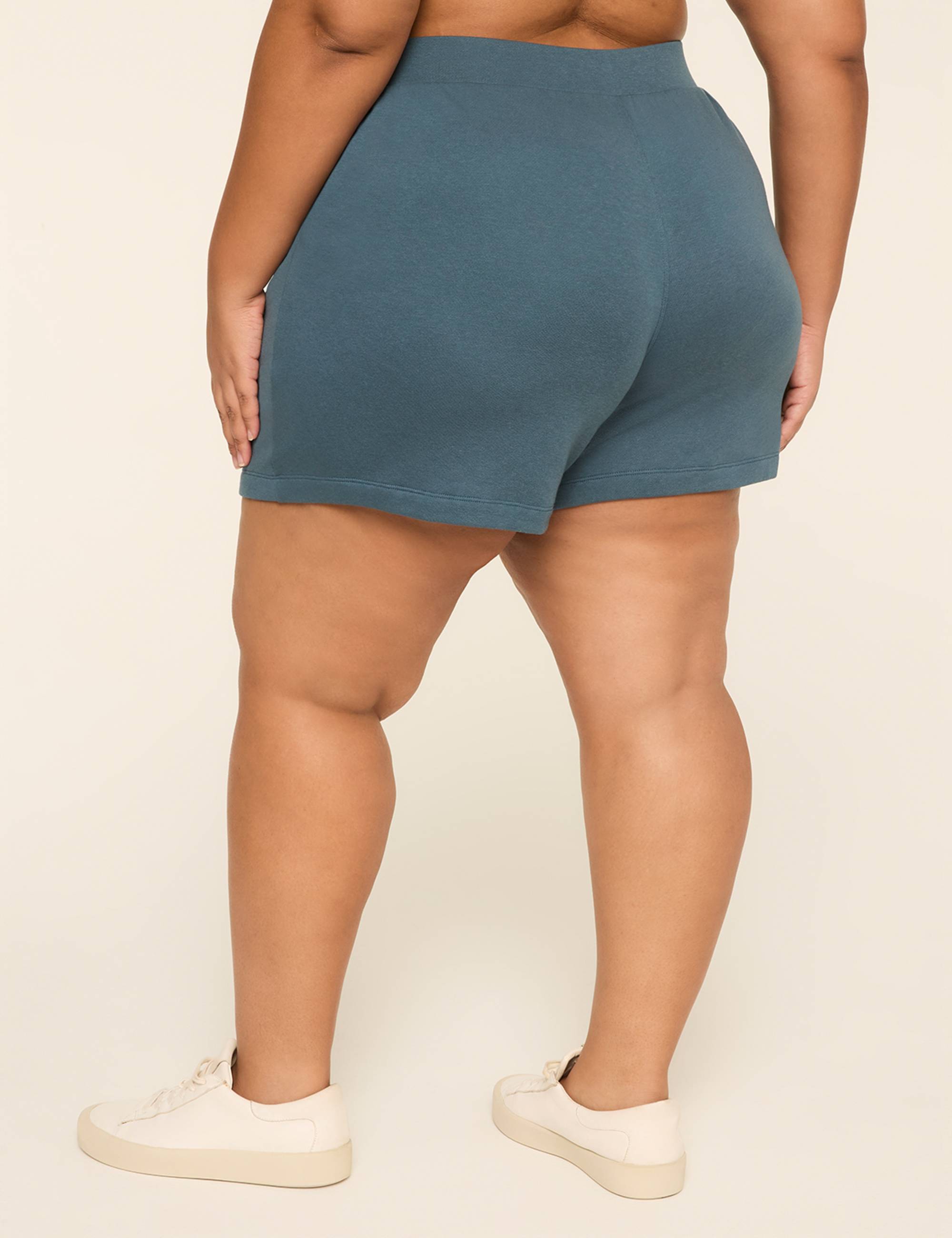 LIVI Knit Short