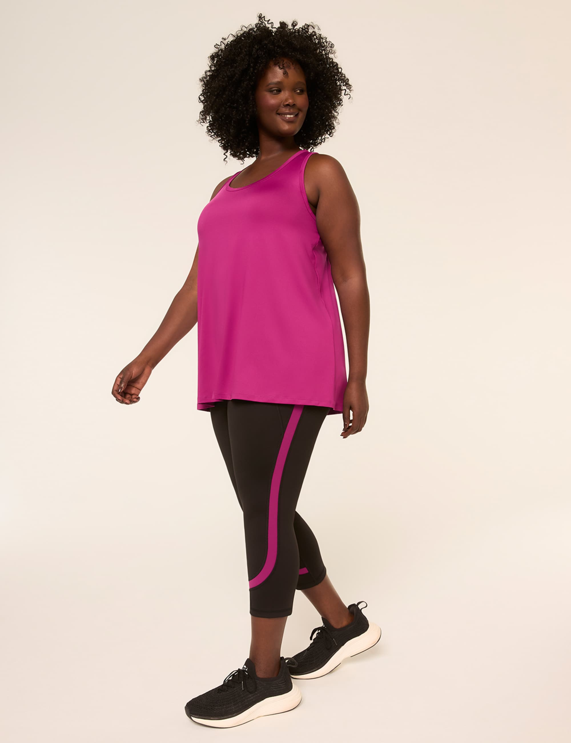 LIVI Go-Getter Wicking Colorblock 21" Capri Legging