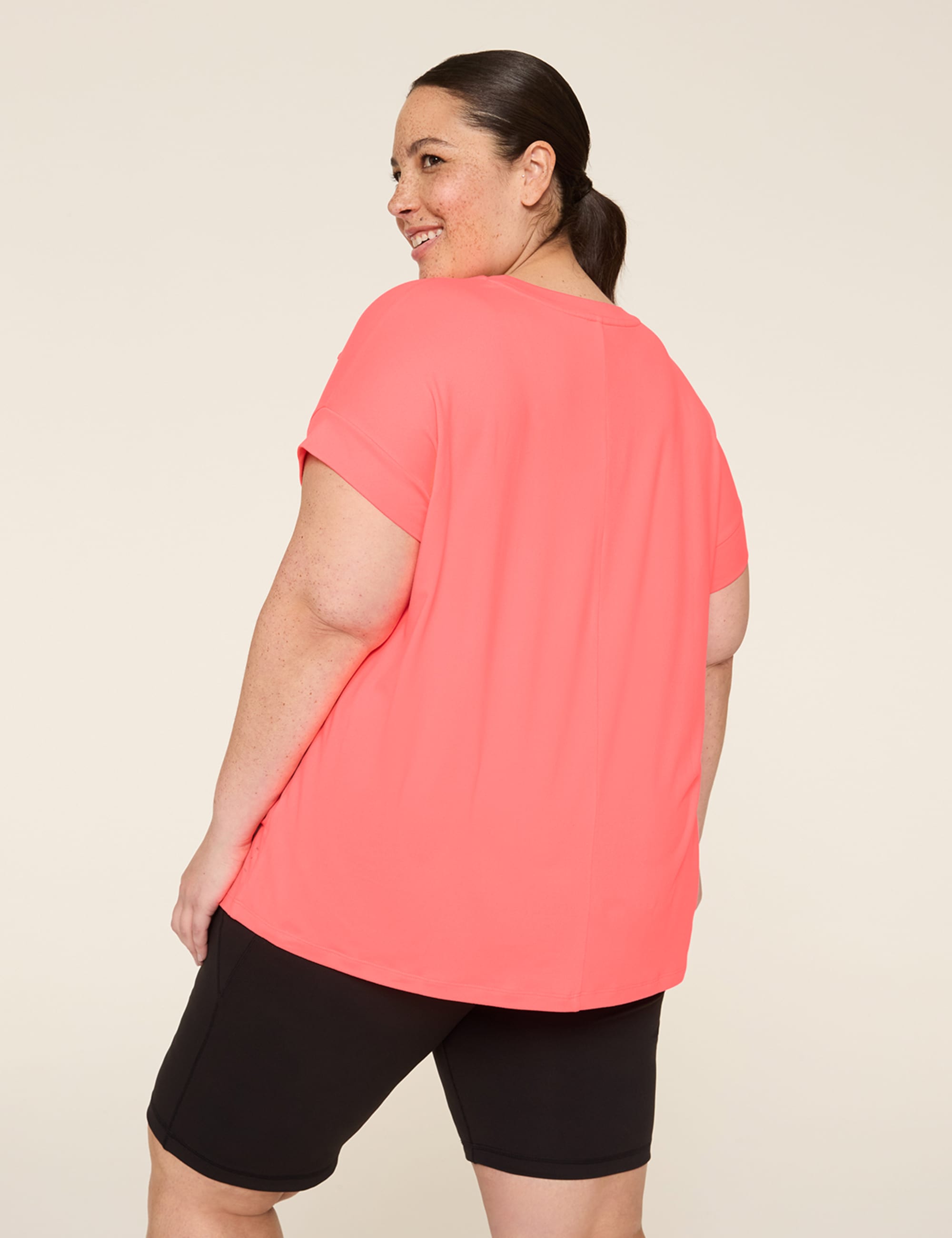 LIVI Soft Macrame-Detail Crew-Neck Tee