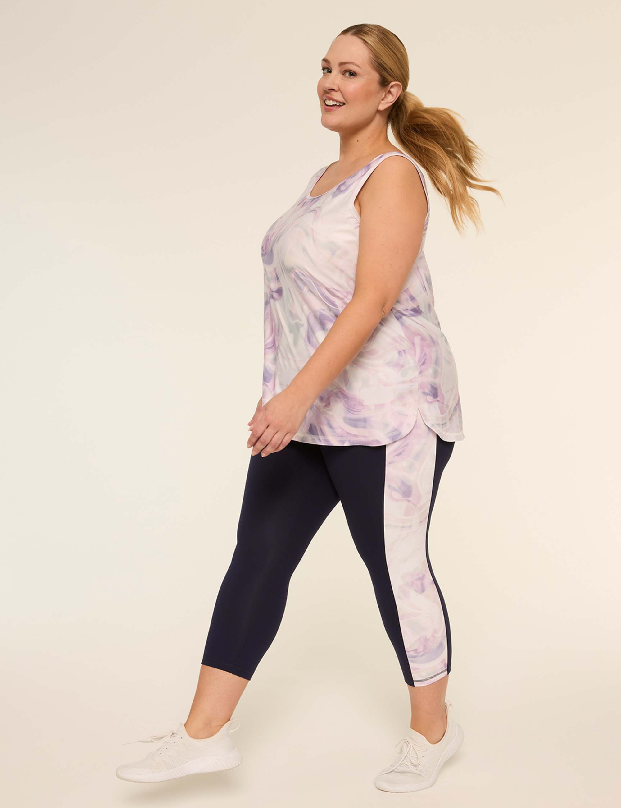 LIVI Soft Colorblock 21" Capri Legging