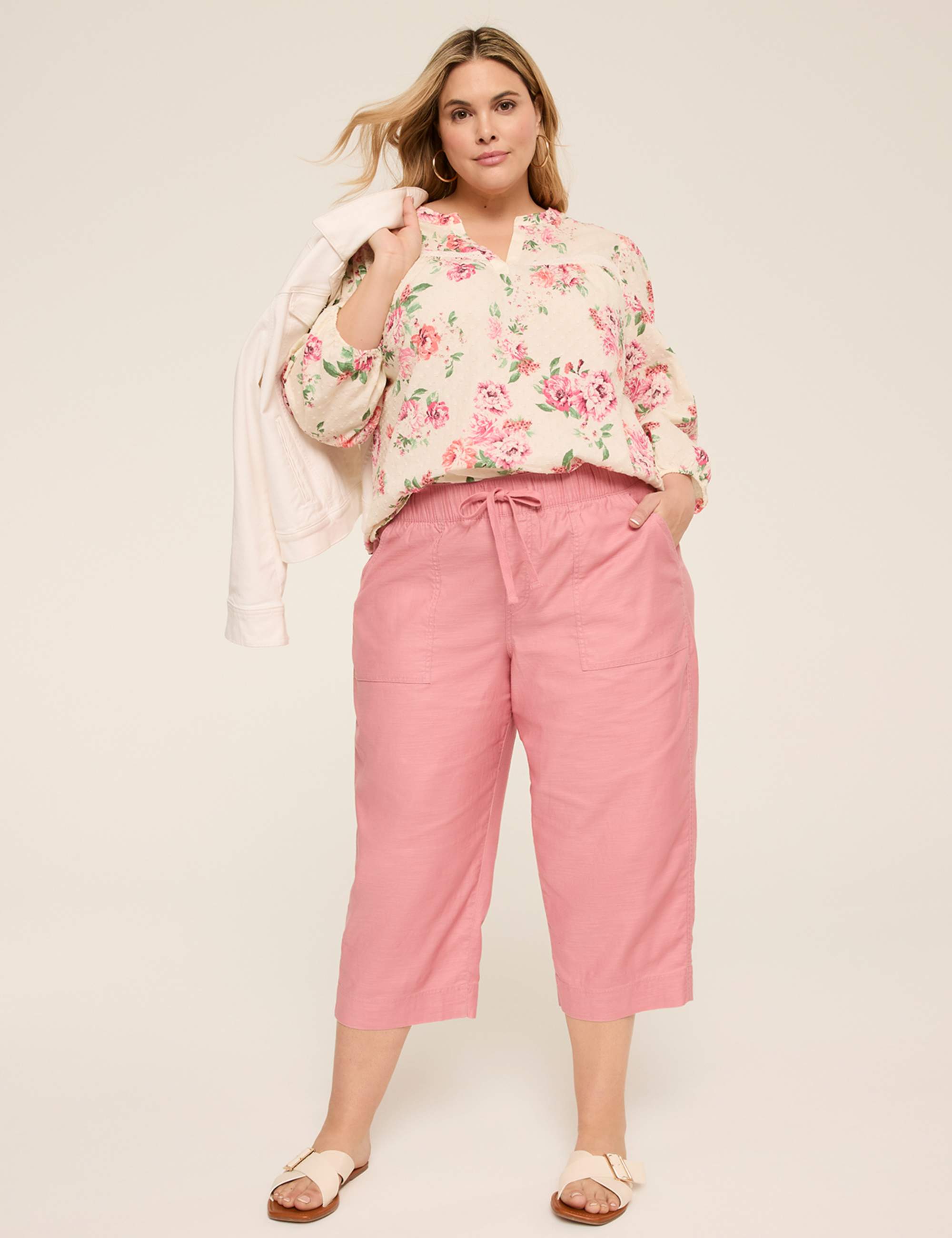 Slub Pull-On Capri Pant