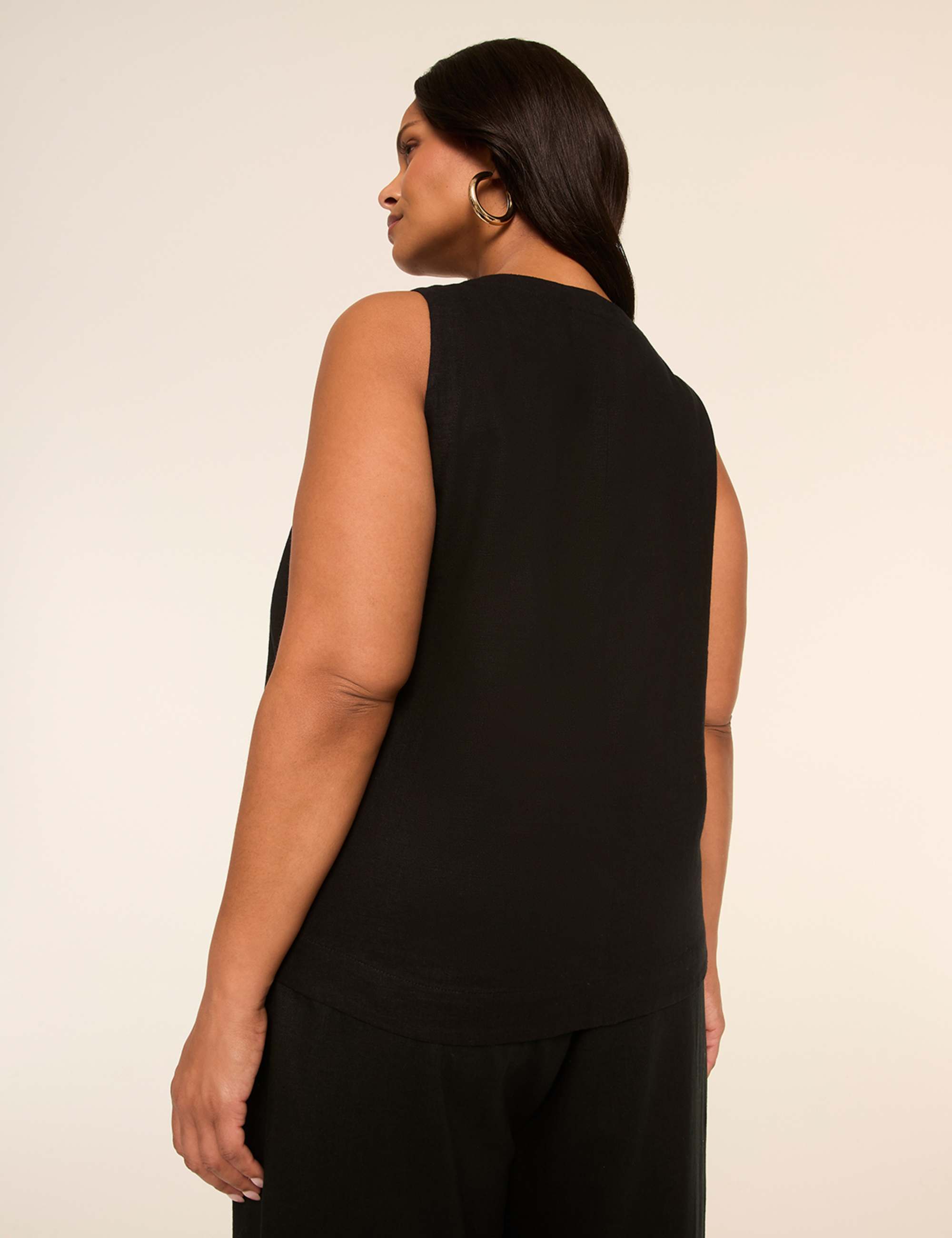 Tailored Linen-Blend Vest