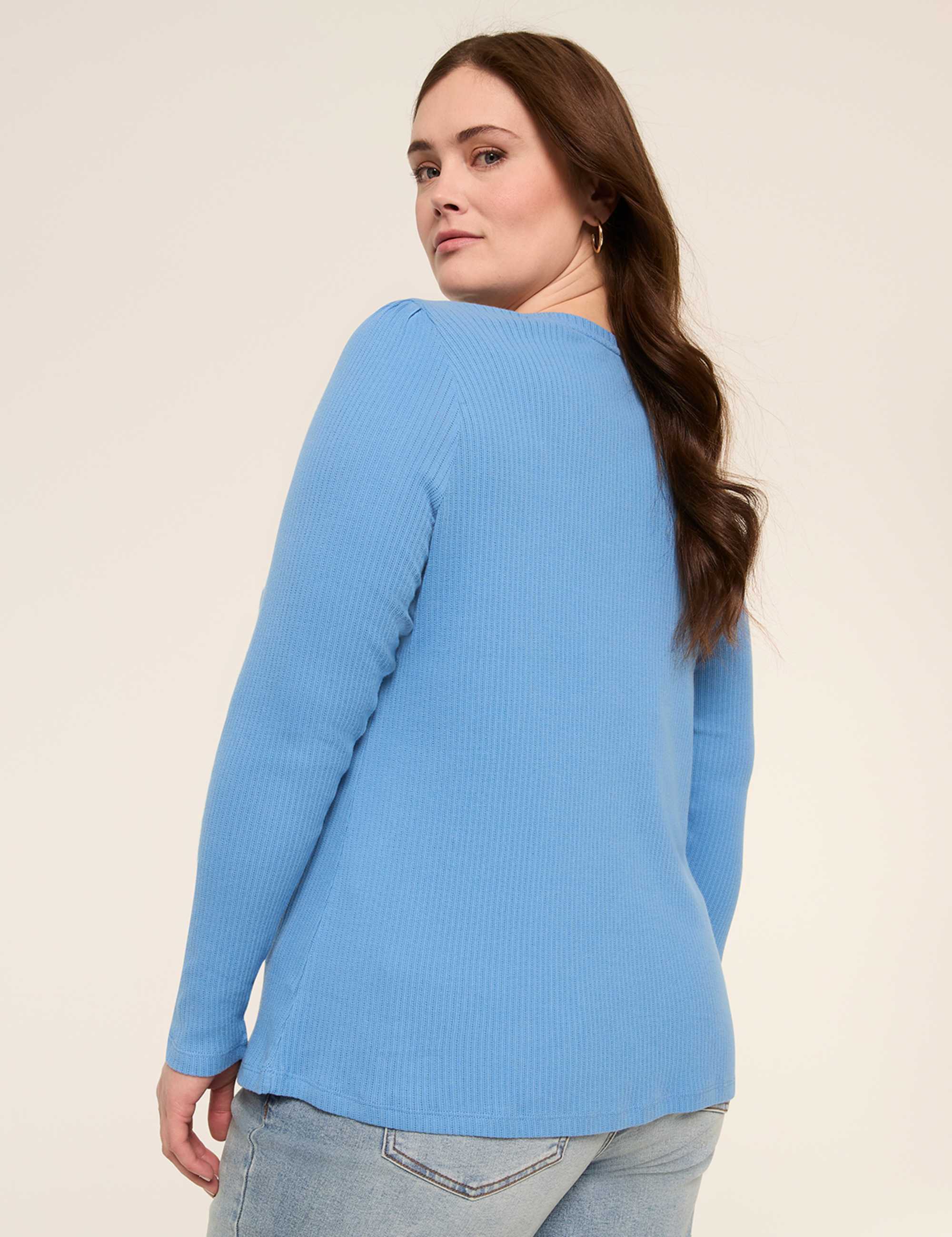 V-Neck Rib Tee
