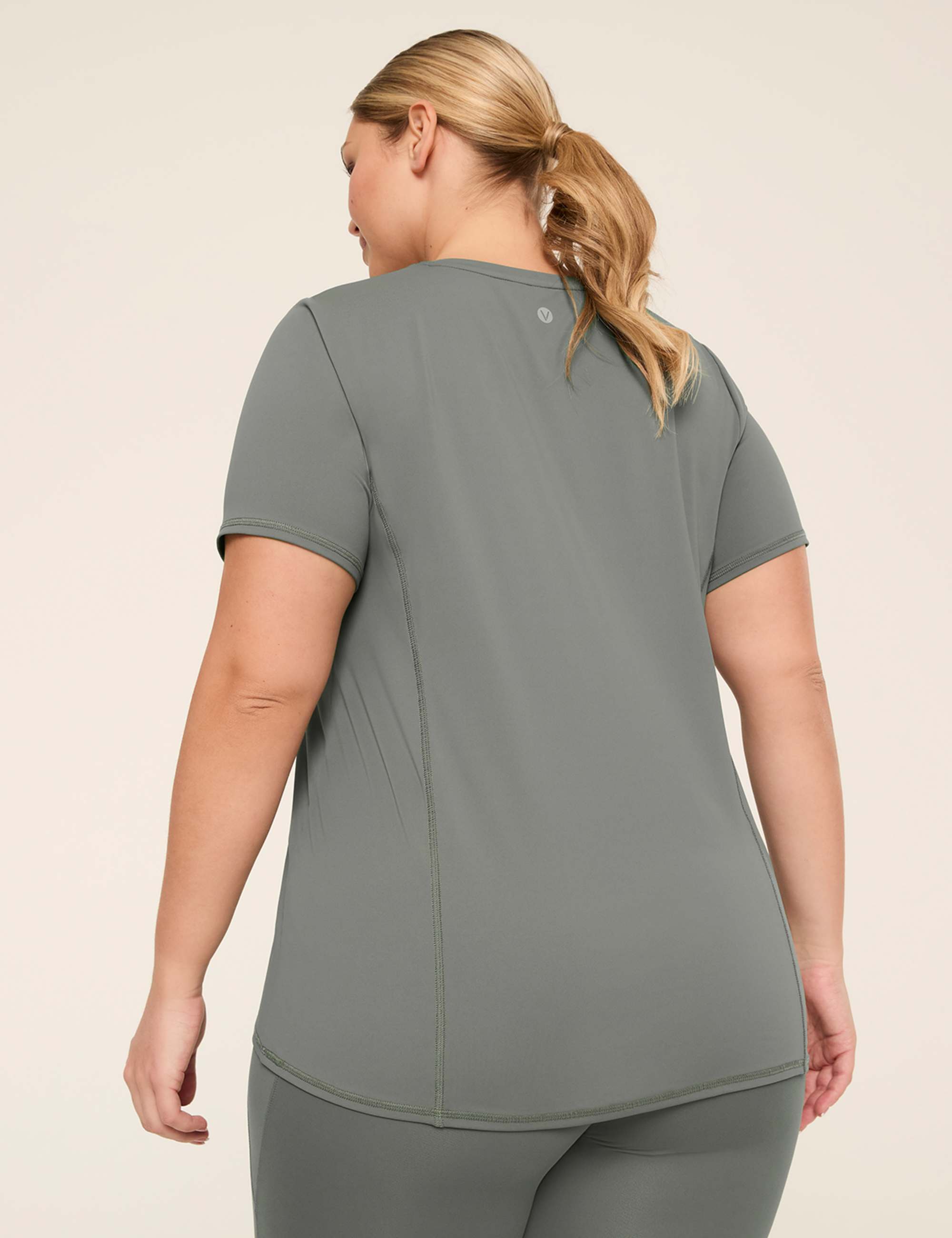 LIVI Short-Sleeve Crew-Neck Wicking Tee