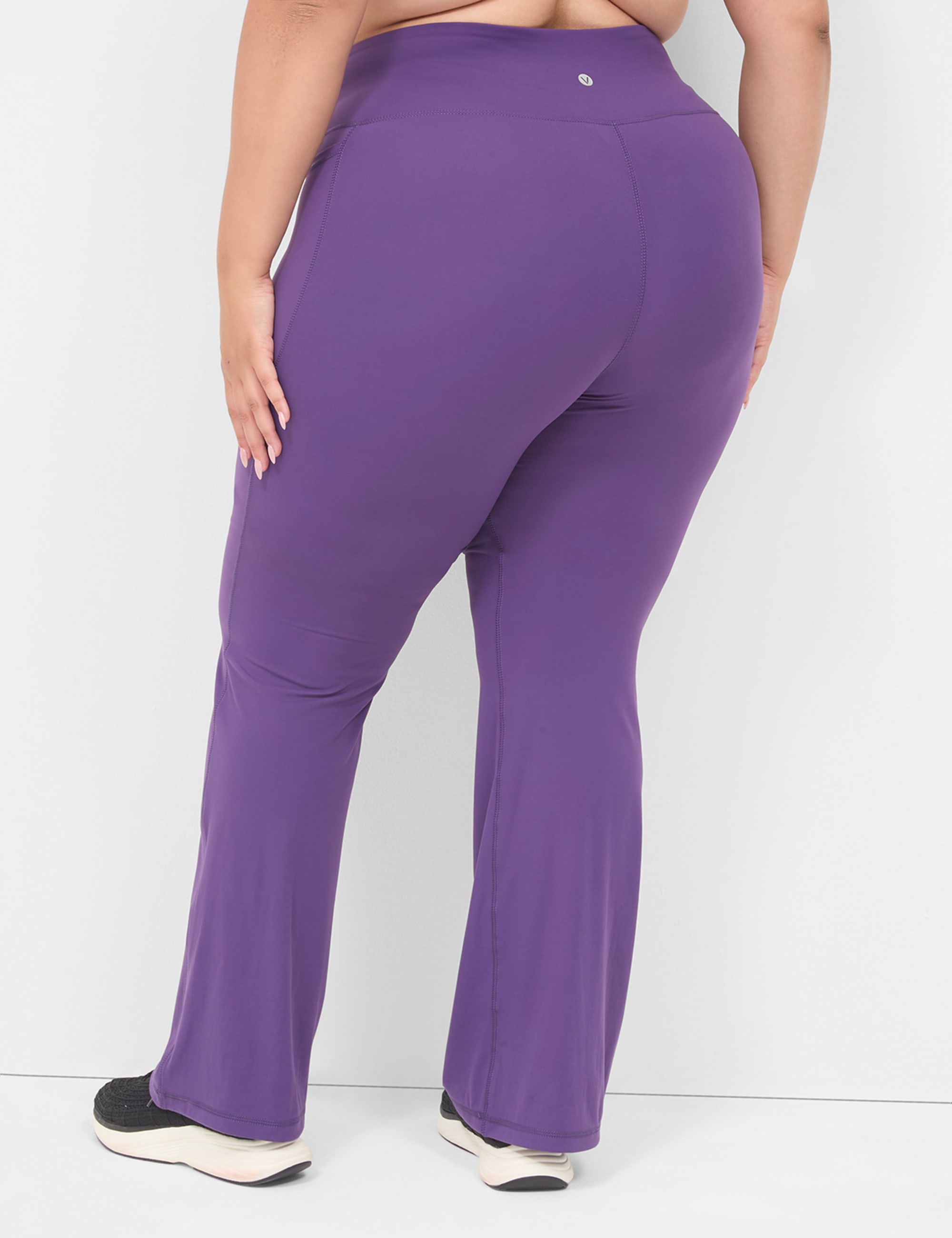 LIVI Soft Recycled Bootcut Pant