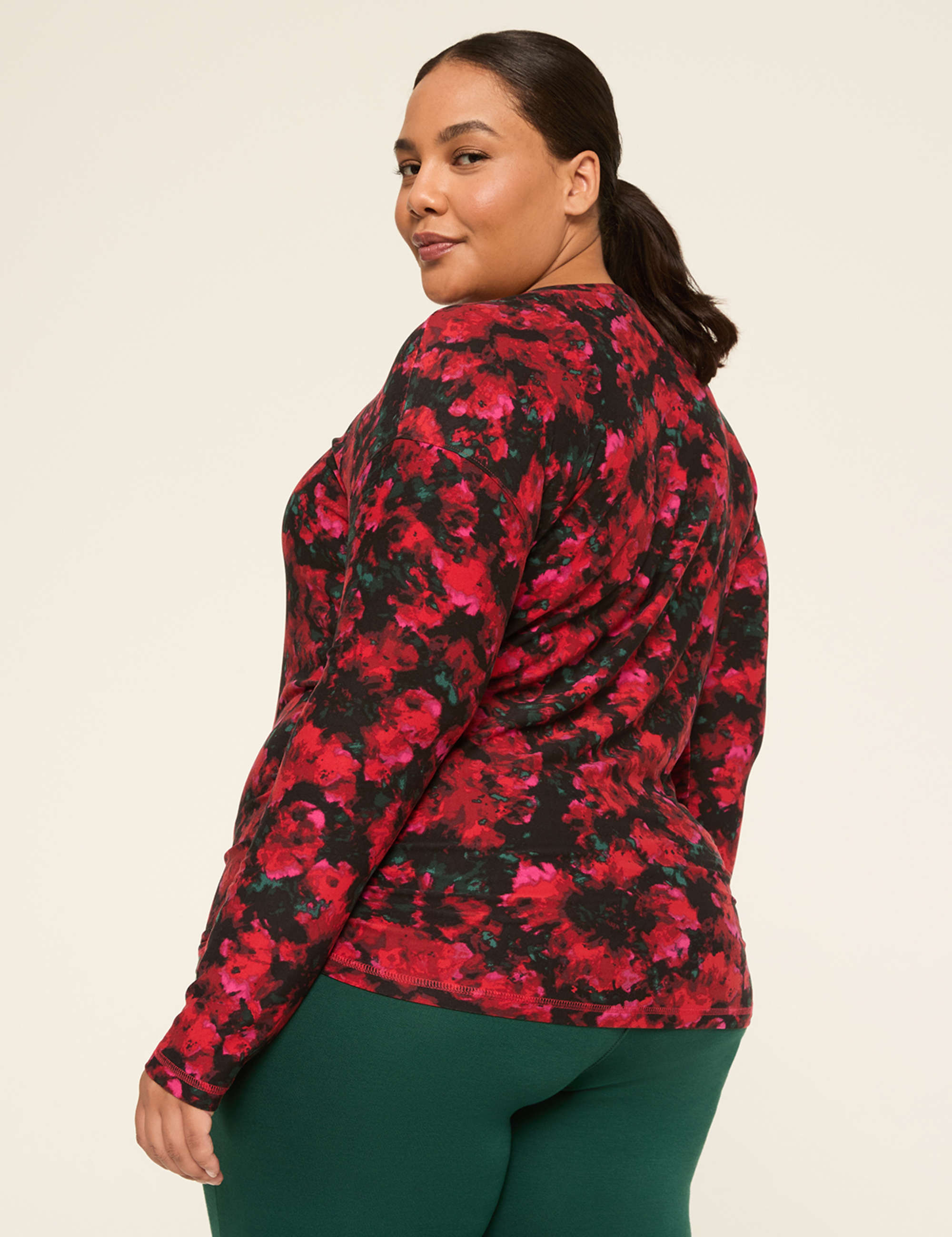 LIVI Soft Long-Sleeve Ruched-Side Tee
