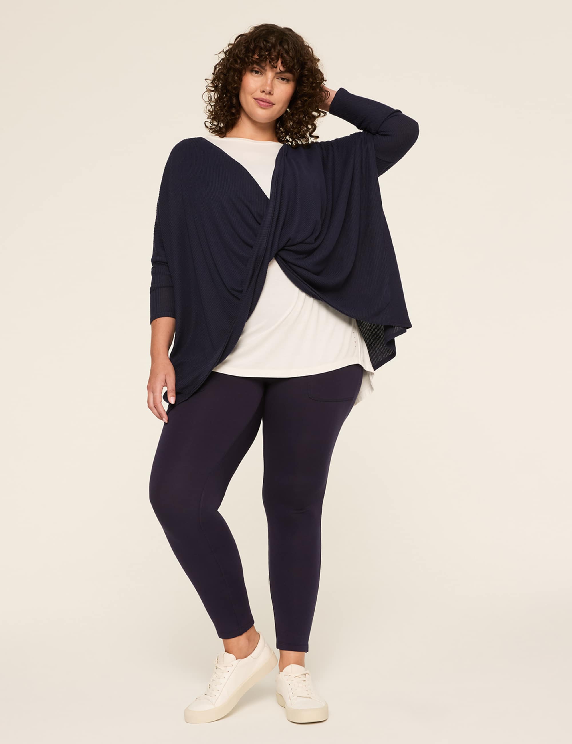 LIVI 3-Way Convertible Twist Soft Spun Overpiece