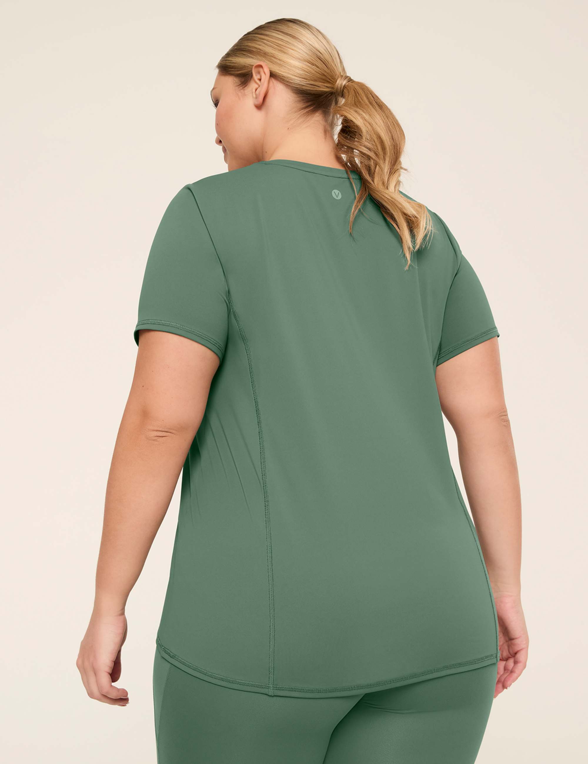 LIVI Short-Sleeve Crew-Neck Wicking Tee
