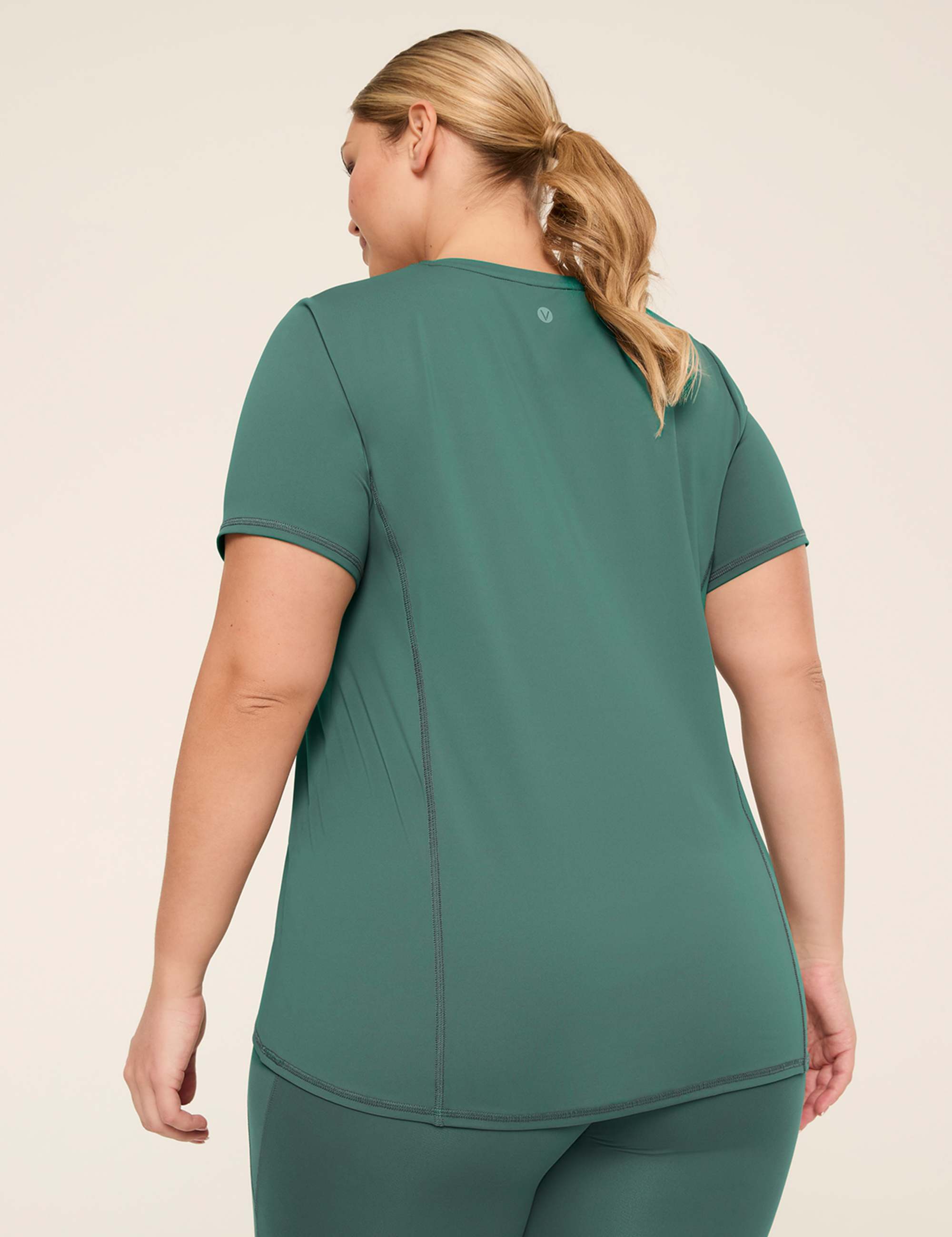 LIVI Short-Sleeve Crew-Neck Wicking Tee