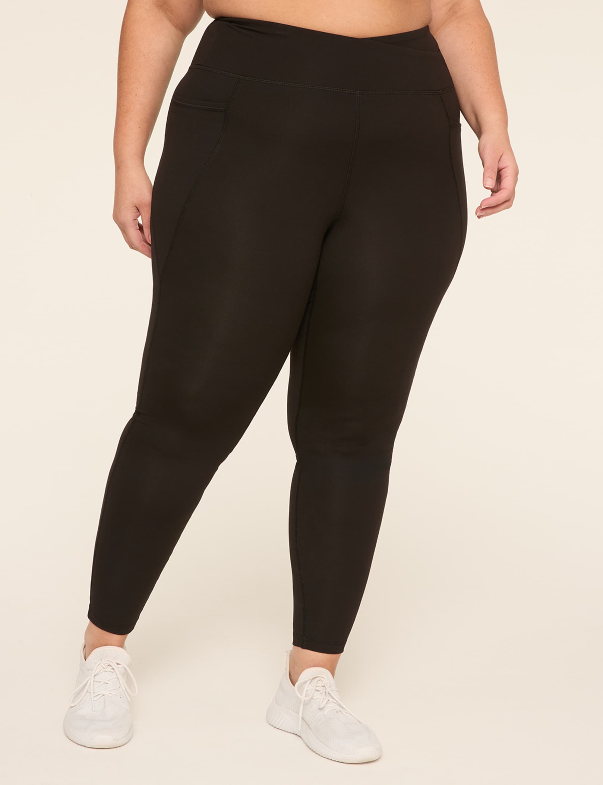 LIVI Soft Ultra High-Rise Crossover Waist 7/8 Legging