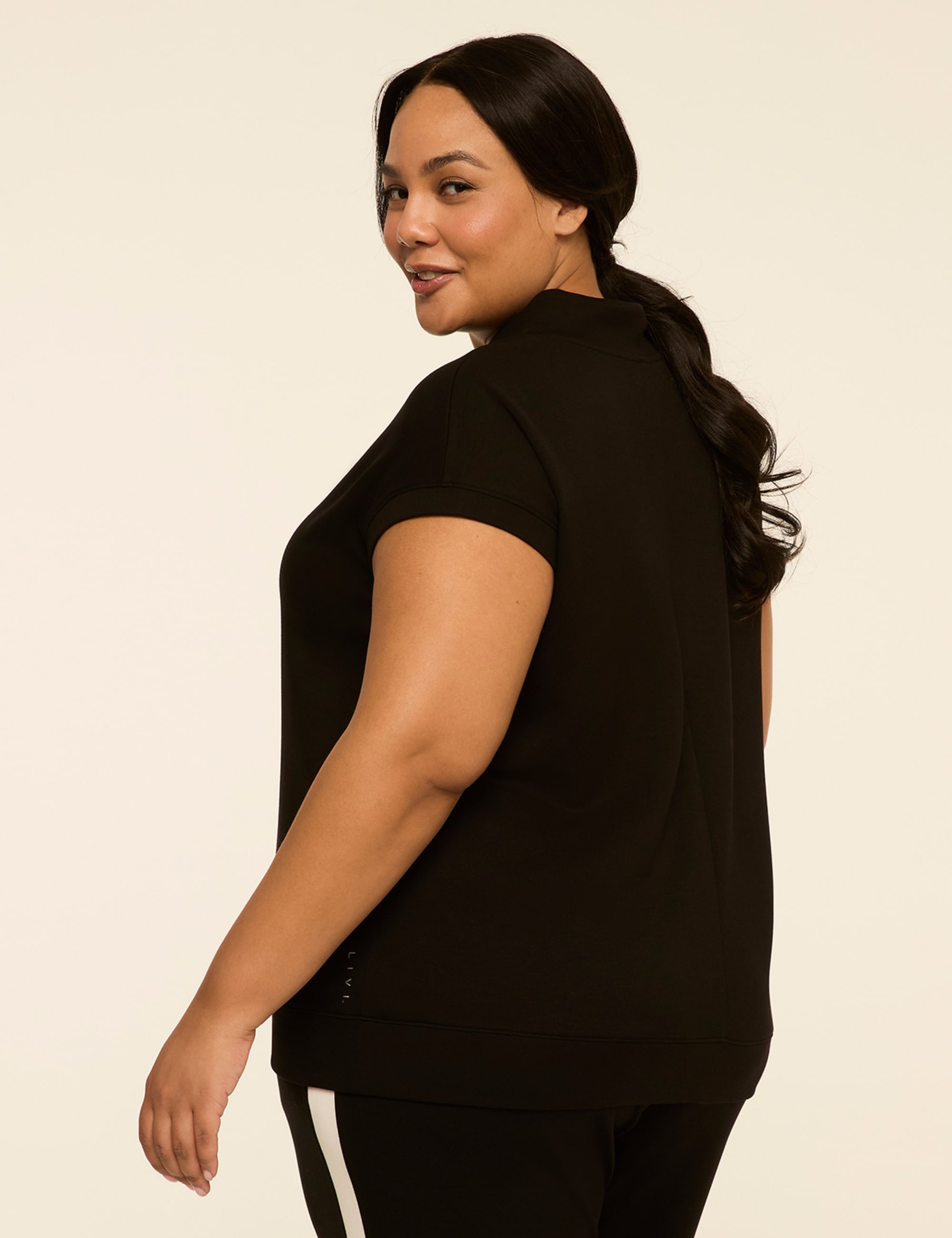 LIVI Journey Short-Sleeve Quarter-Zip Sweatshirt