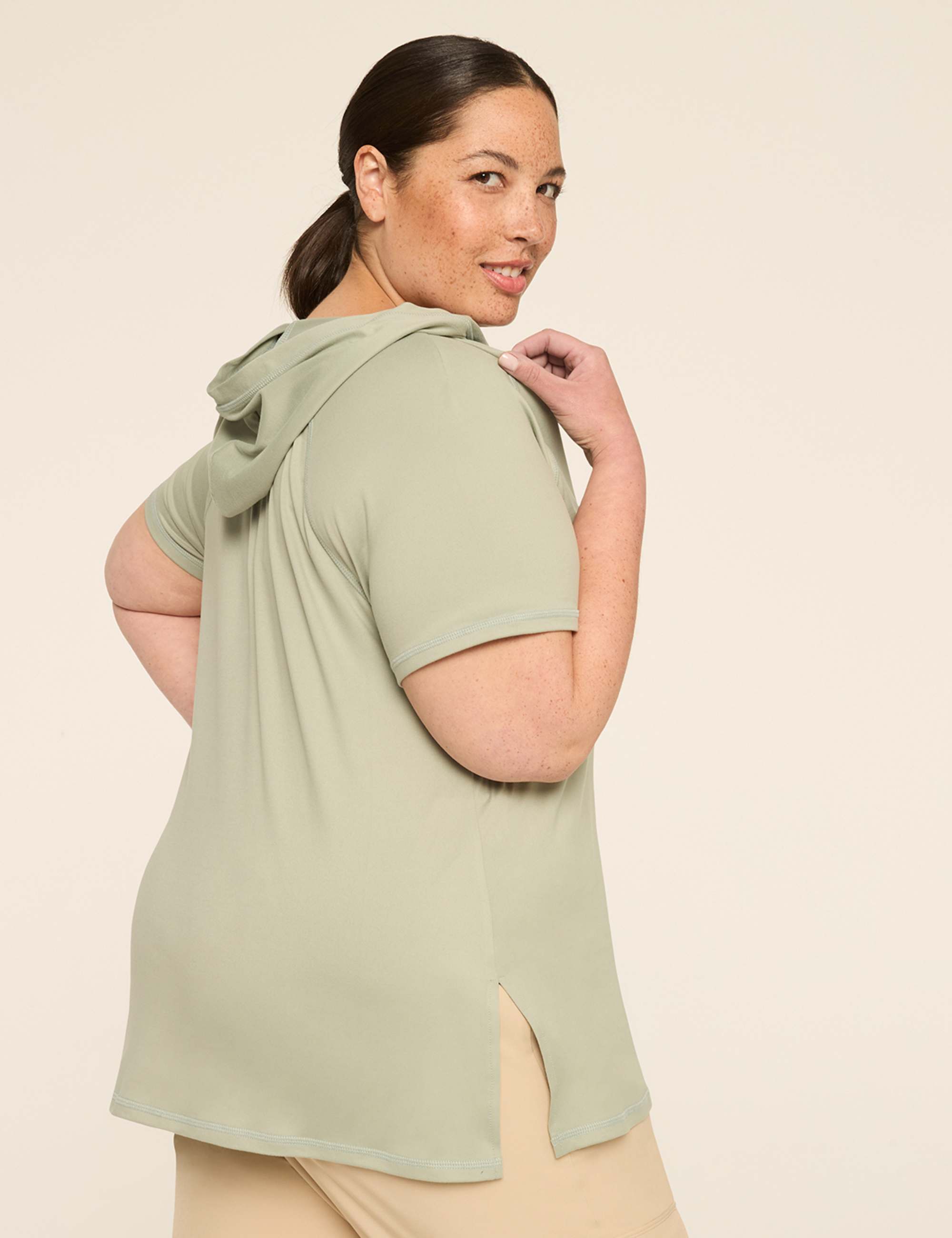 LIVI Soft Short-Sleeve Hoodie