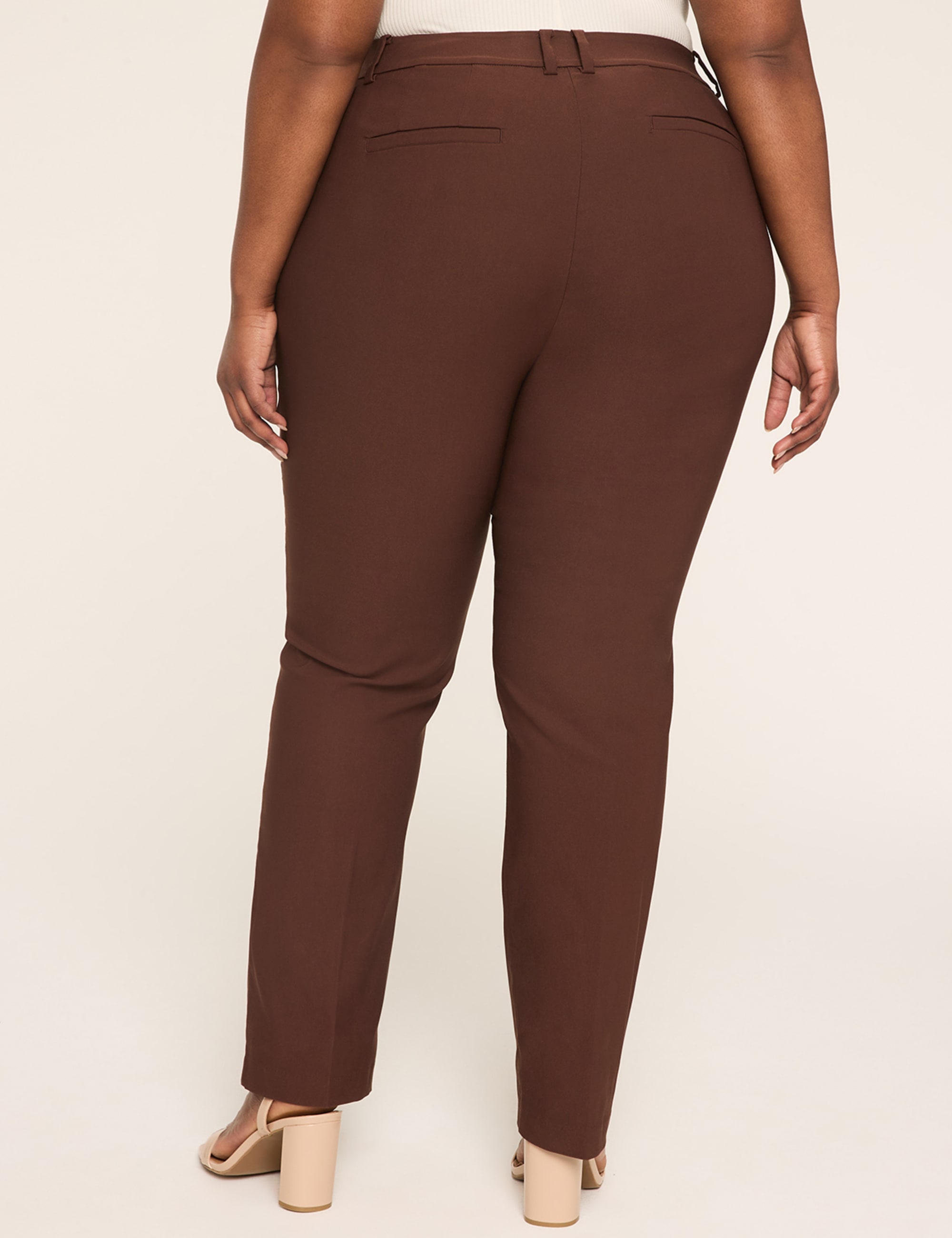 4-Season Straight Leg Pant