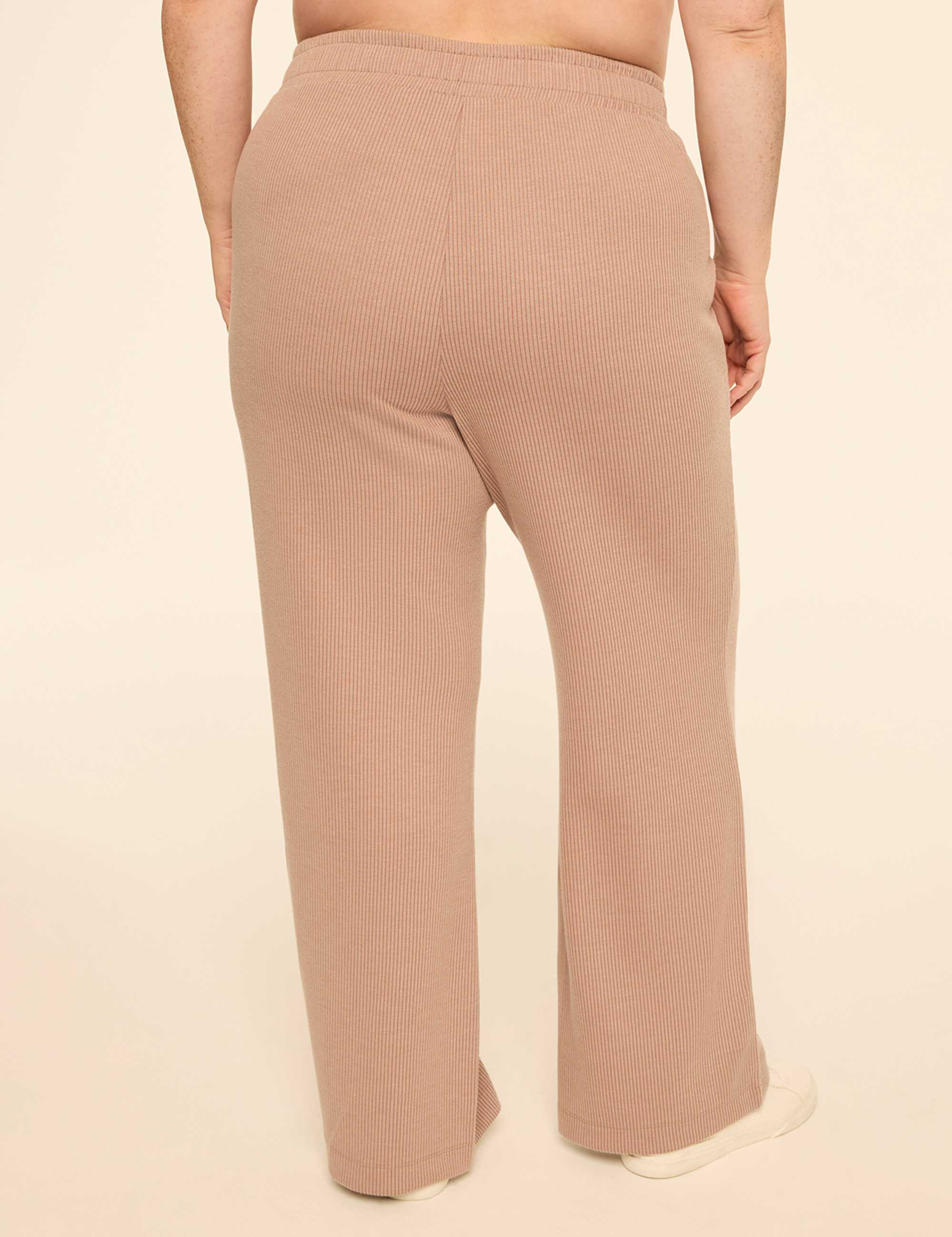 LIVI Ribbed Hacci Wide Leg Pant