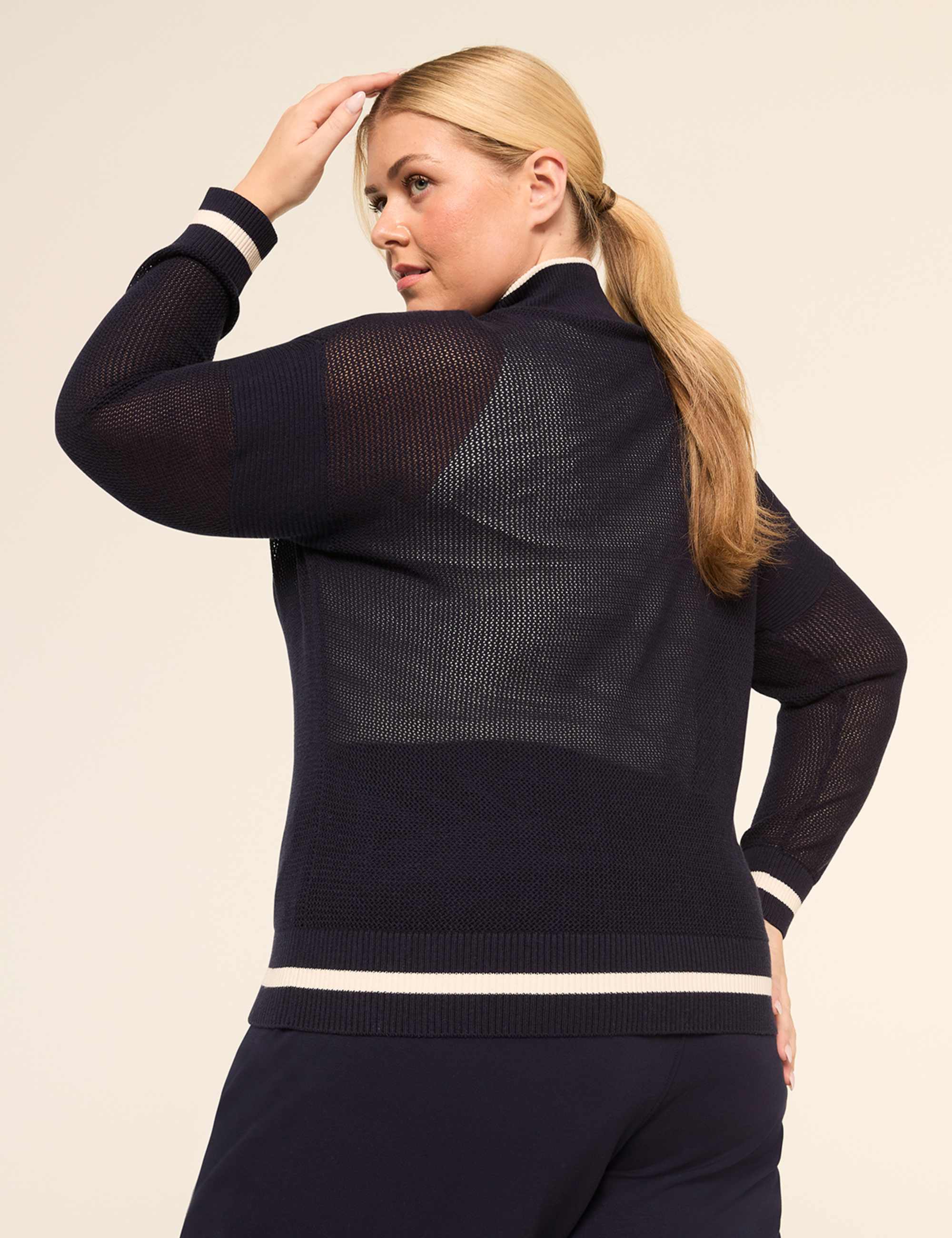 LIVI Half-Zip Sweater Pullover