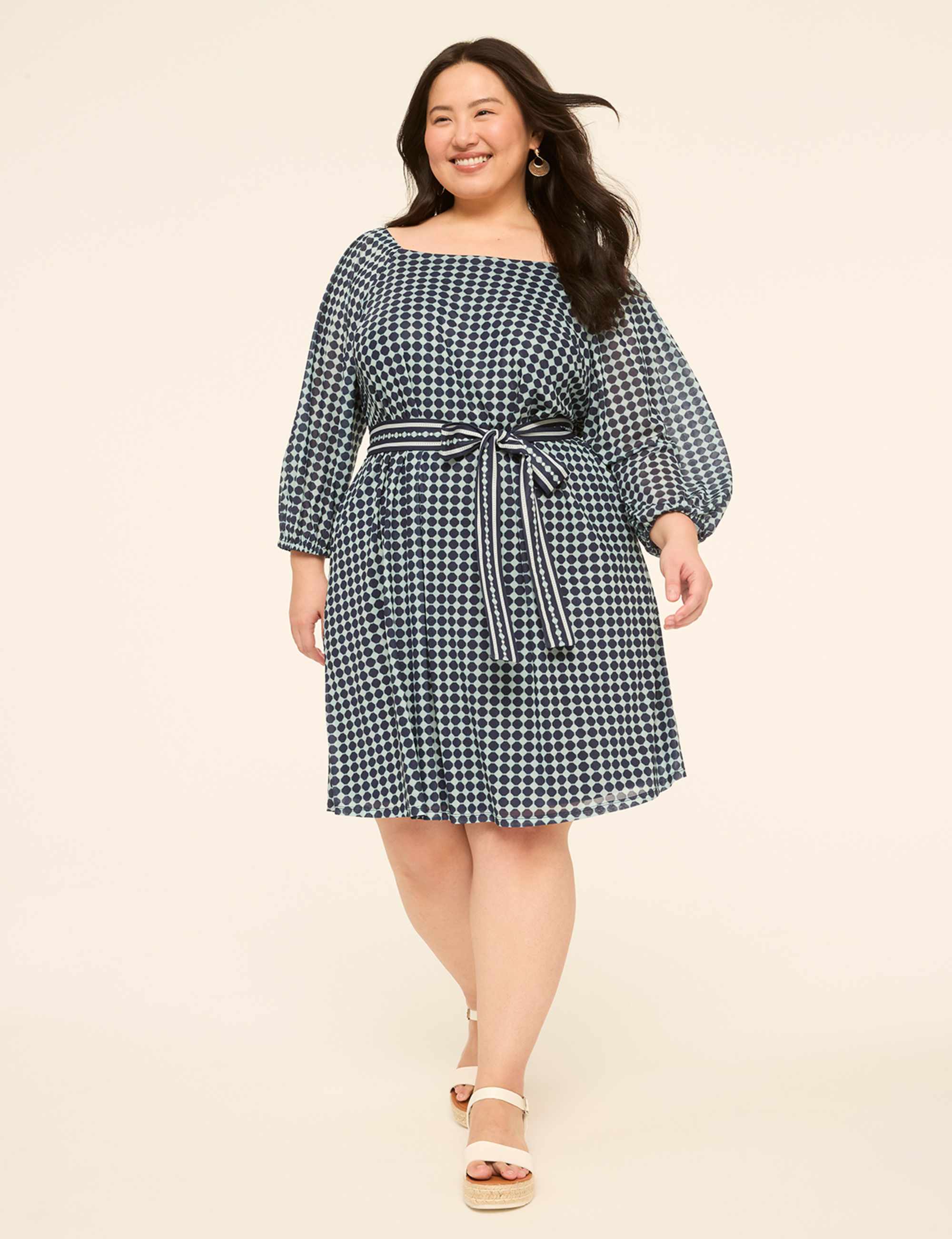Long-Sleeve Tie-Waist Mesh Short Dress