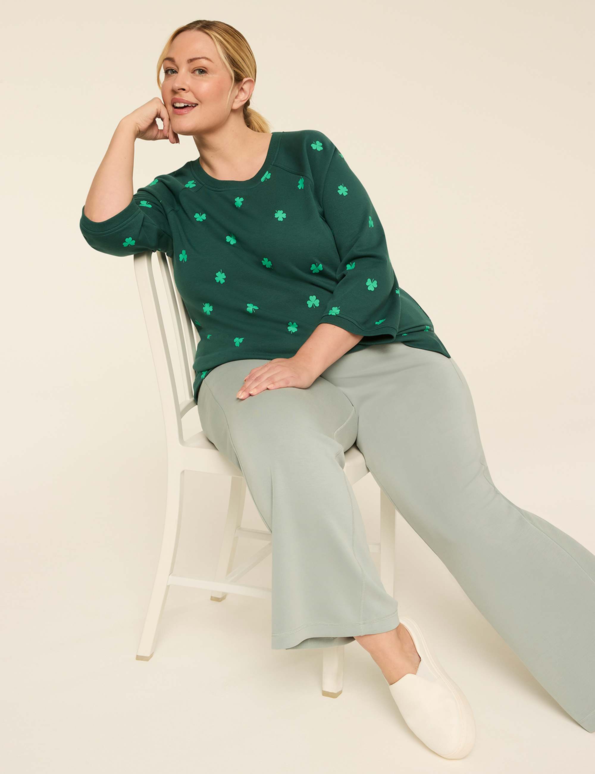 LIVI 3/4-Sleeve Clover Leaf Sweatshirt