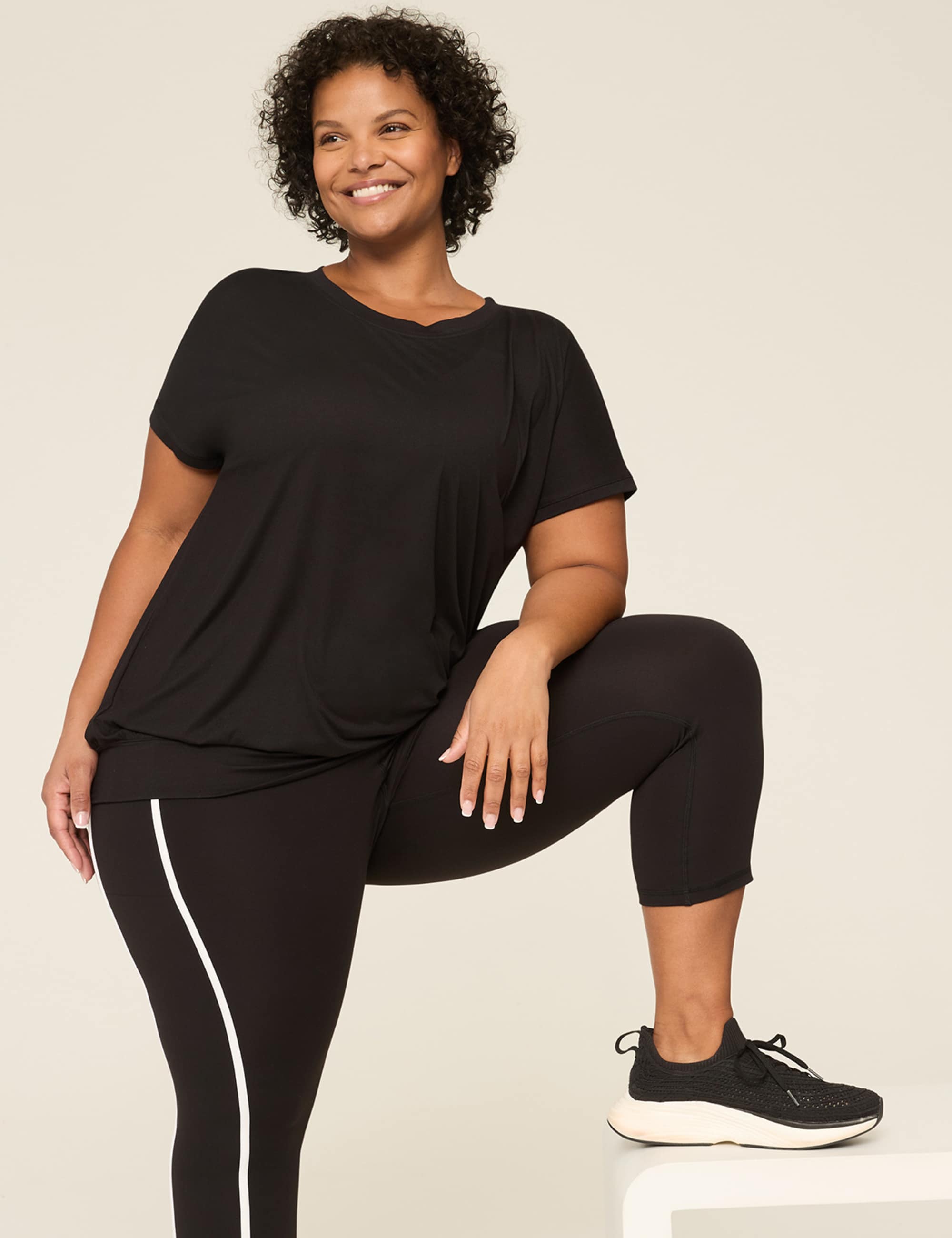 LIVI Soft Crew-Neck Banded-Bottom Tee