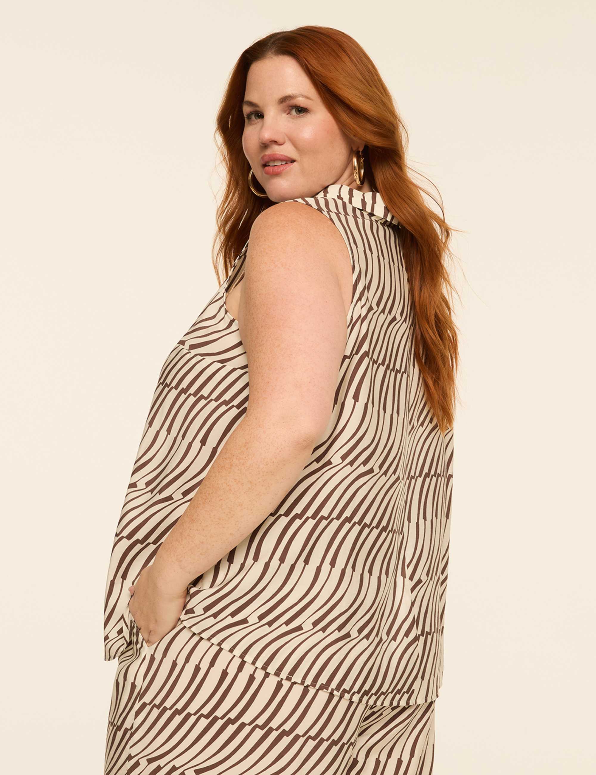 Collared Popover Tank