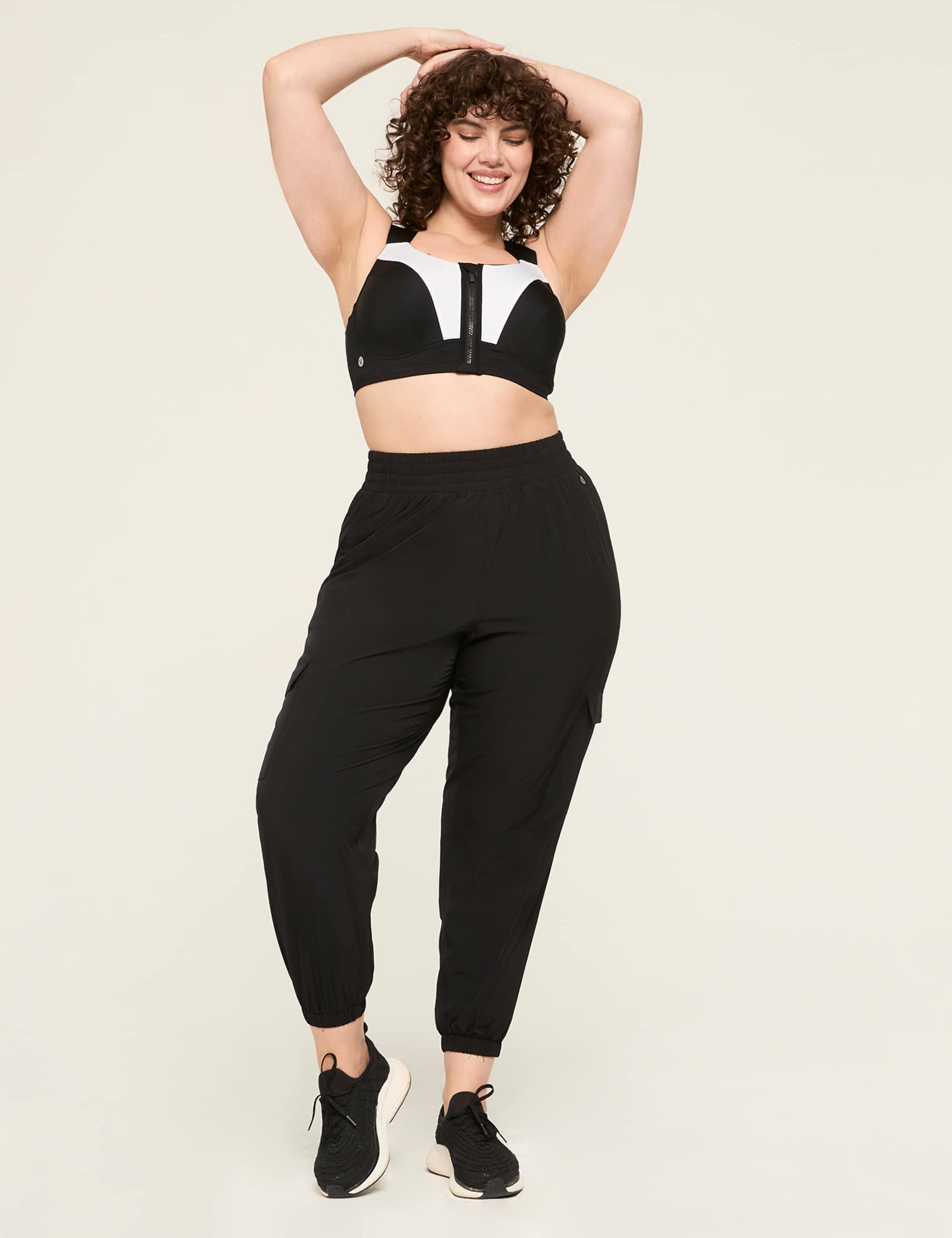 LIVI Max Support Comfort Zip-Front Sports Bra