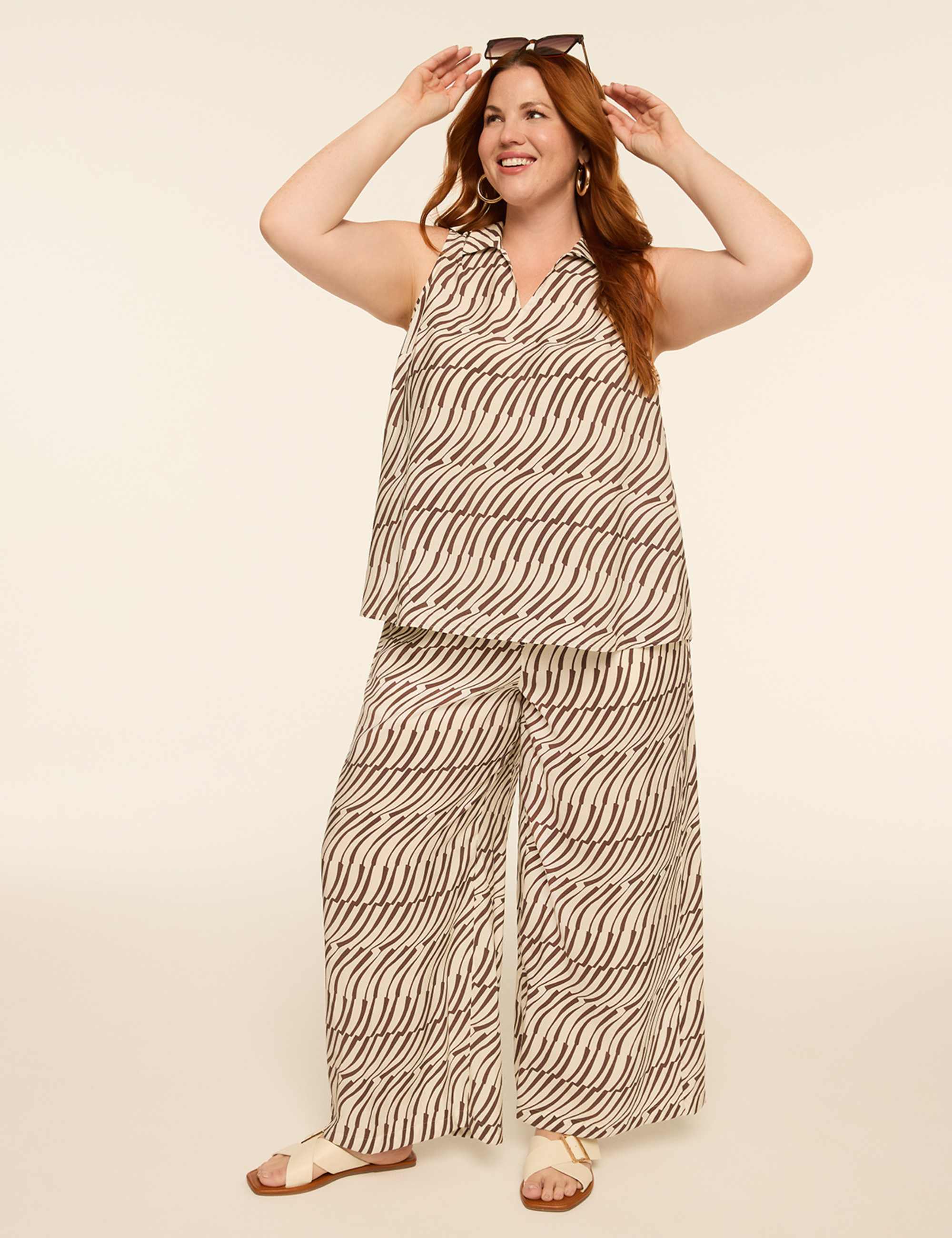 Collared Popover Tank