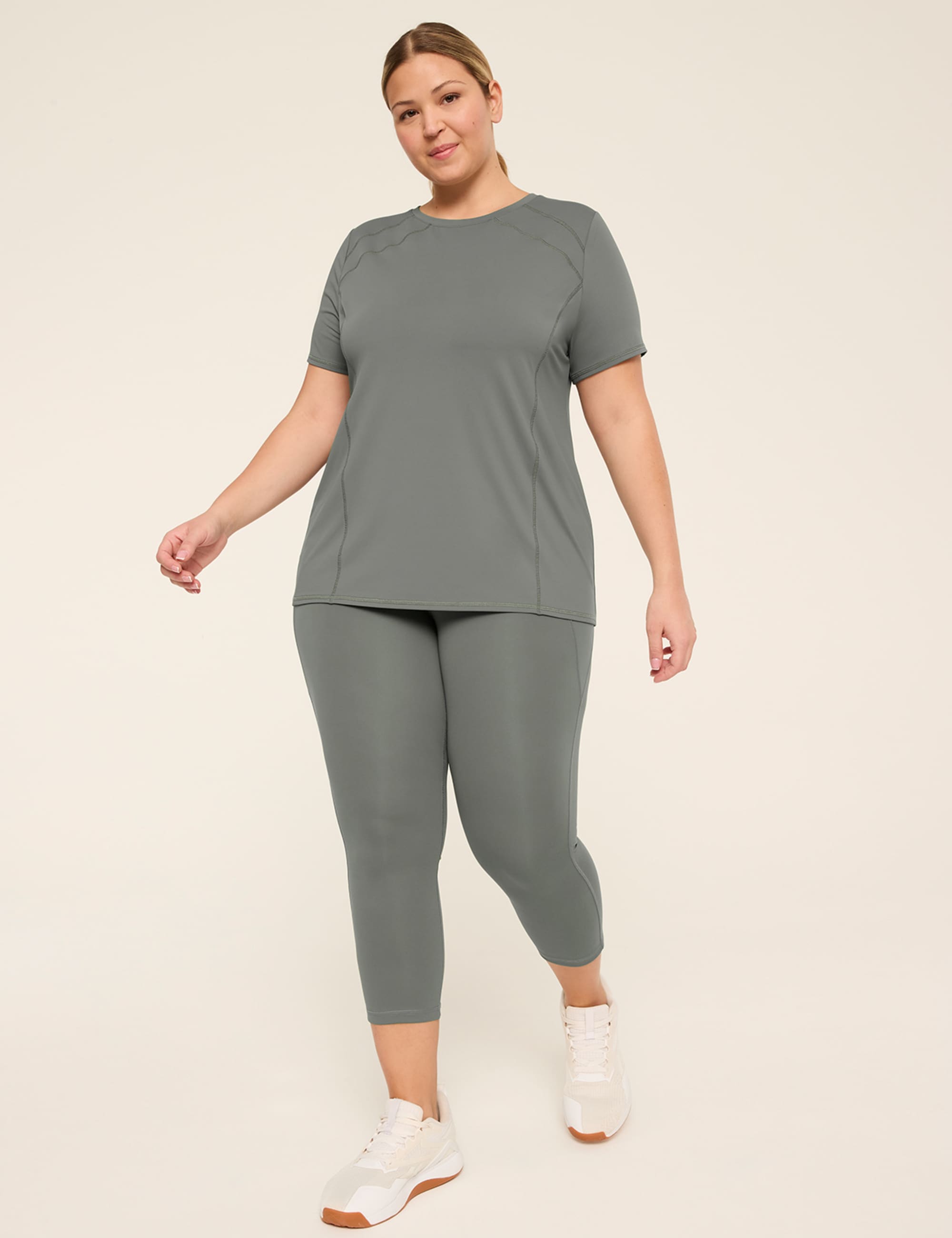LIVI Short-Sleeve Crew-Neck Wicking Tee