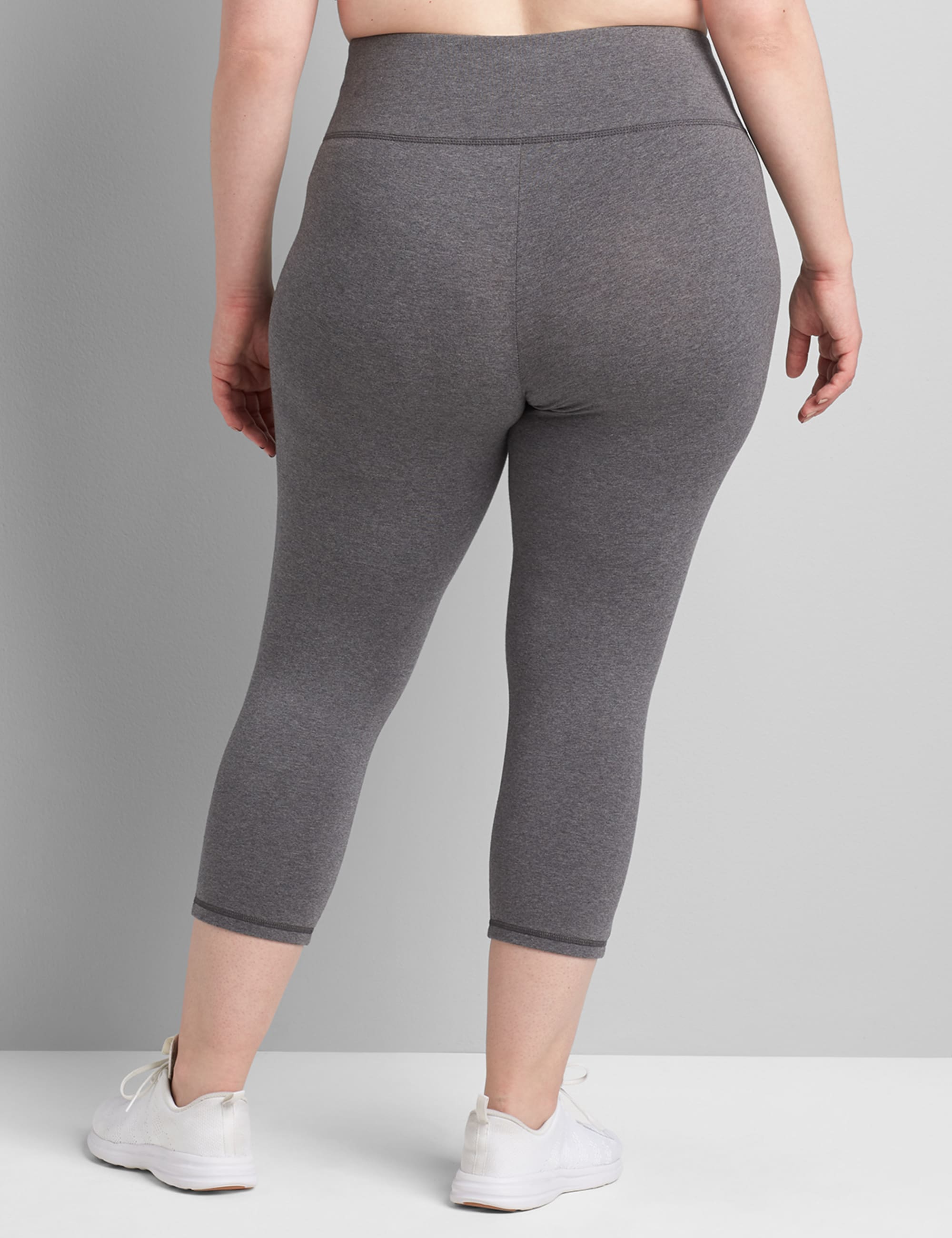 LIVI Signature Stretch 21" Capri Legging