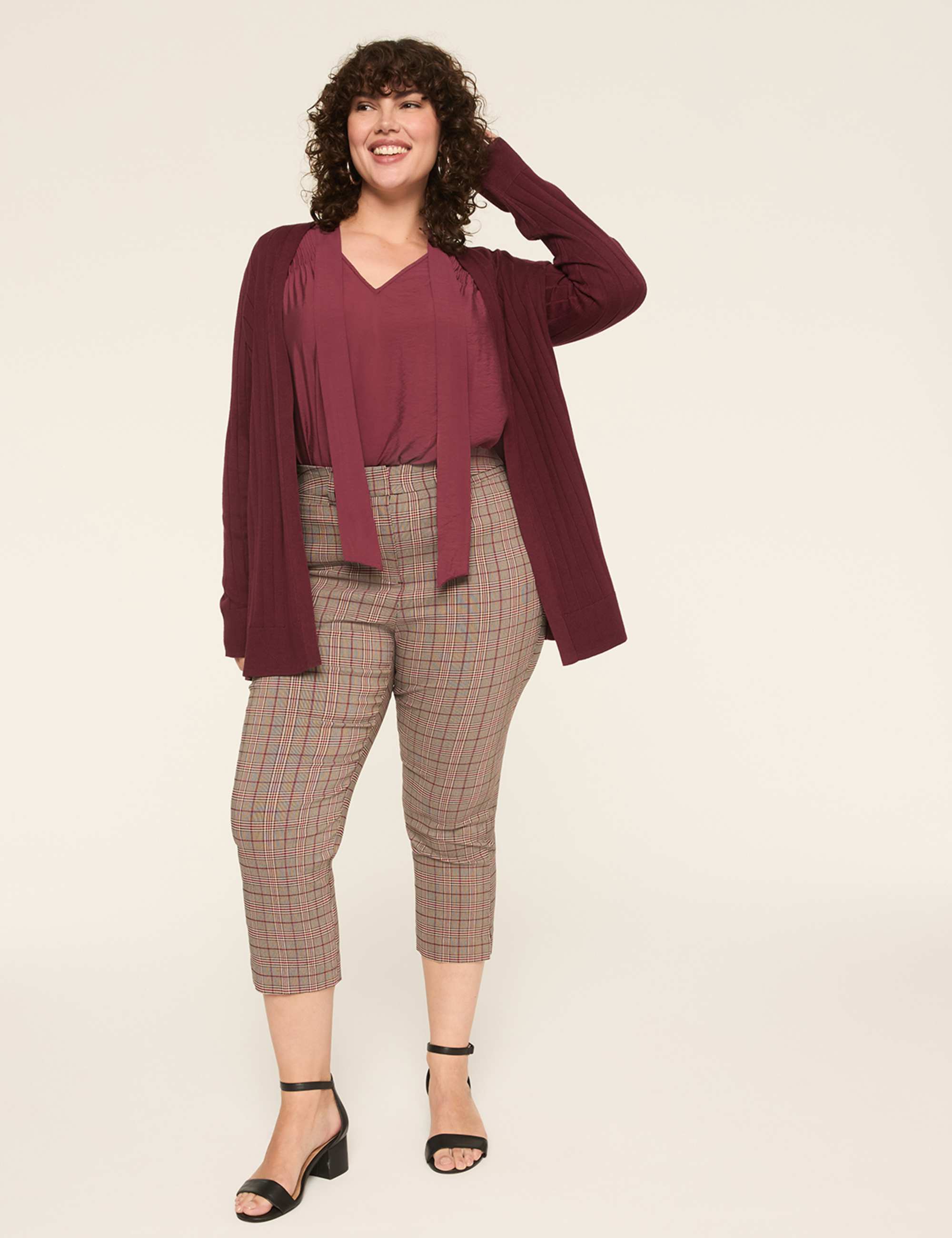 4-Season Slim Capri Pant