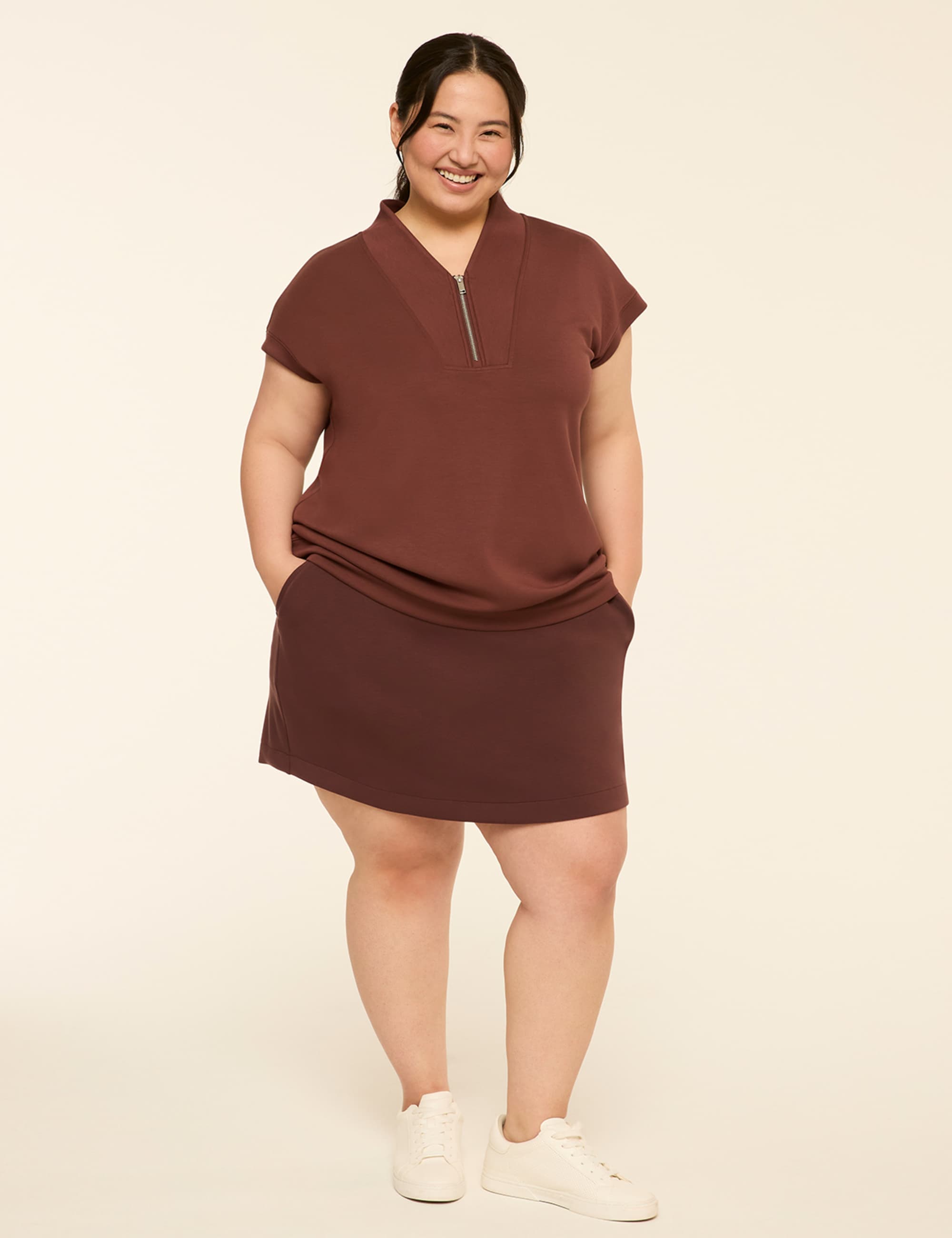 LIVI Journey Short-Sleeve Quarter-Zip Sweatshirt