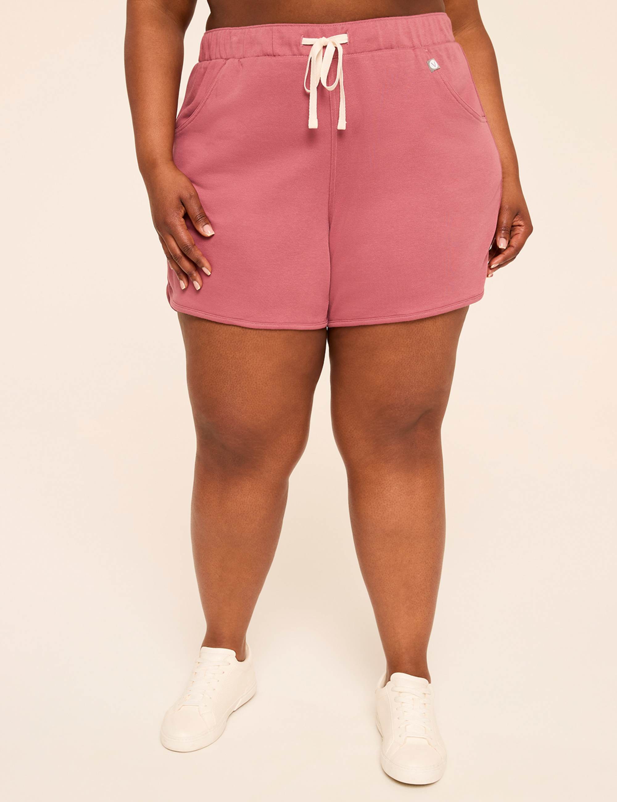 LIVI French Terry Dolphin-Hem Short
