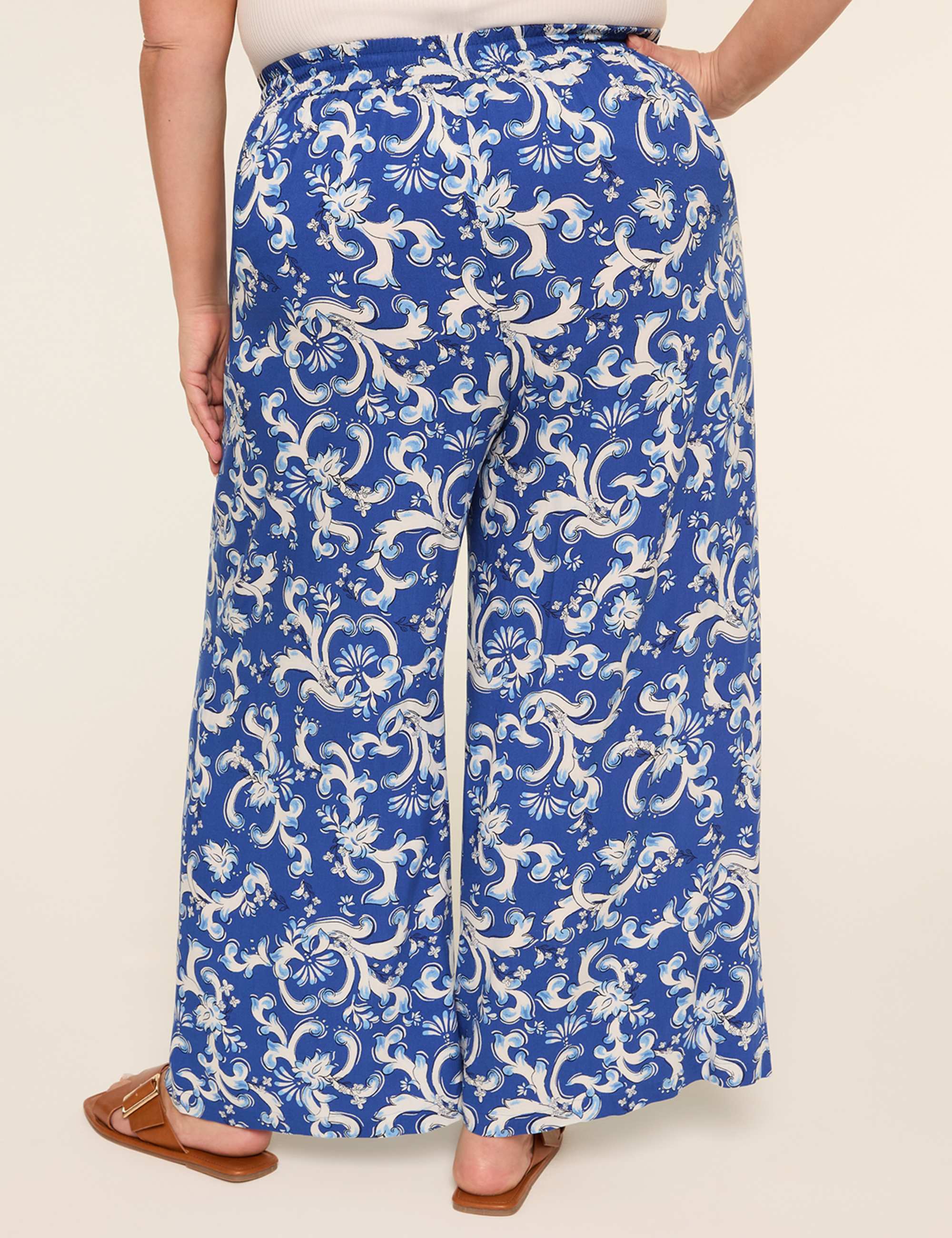 Pull-On Printed Wide Leg Pant
