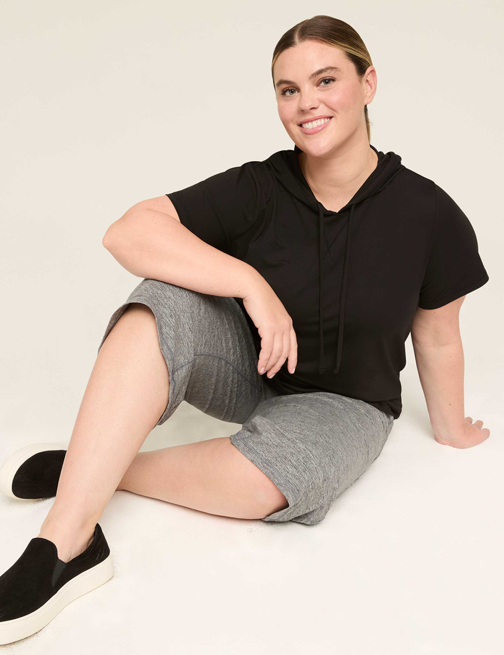 LIVI Short-Sleeve LIVI Soft Hoodie